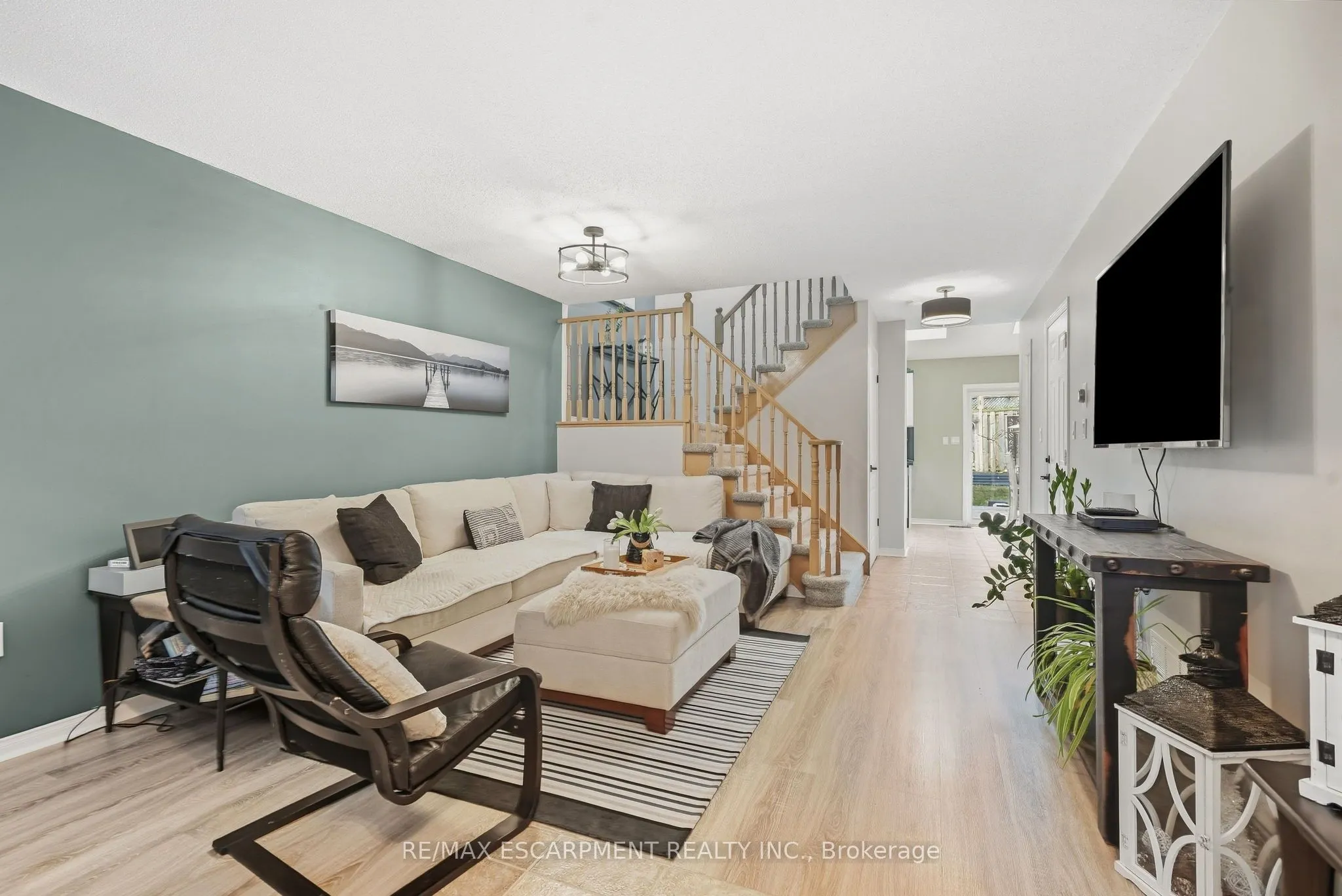14 KENYON Crescent