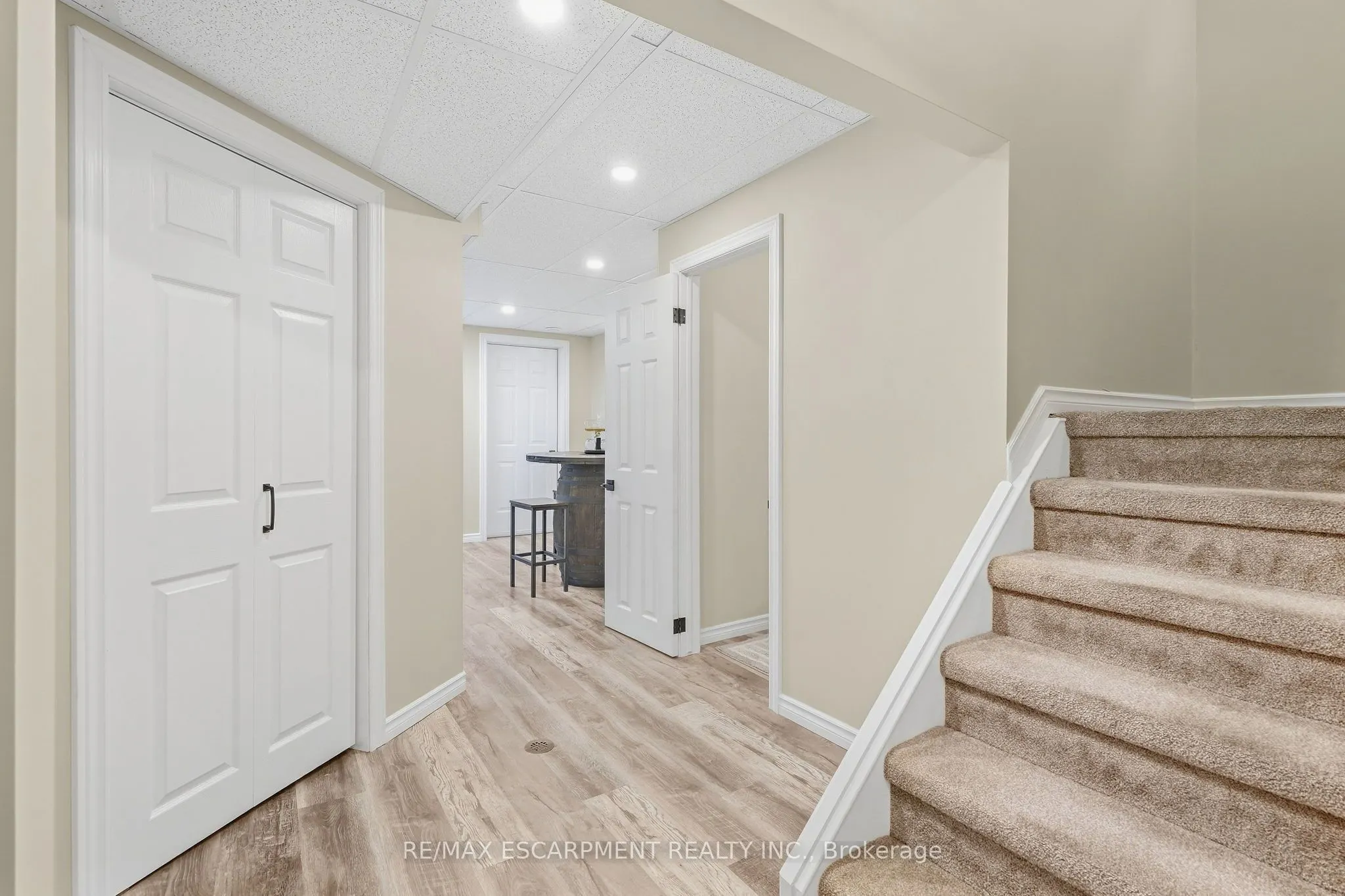 14 KENYON Crescent