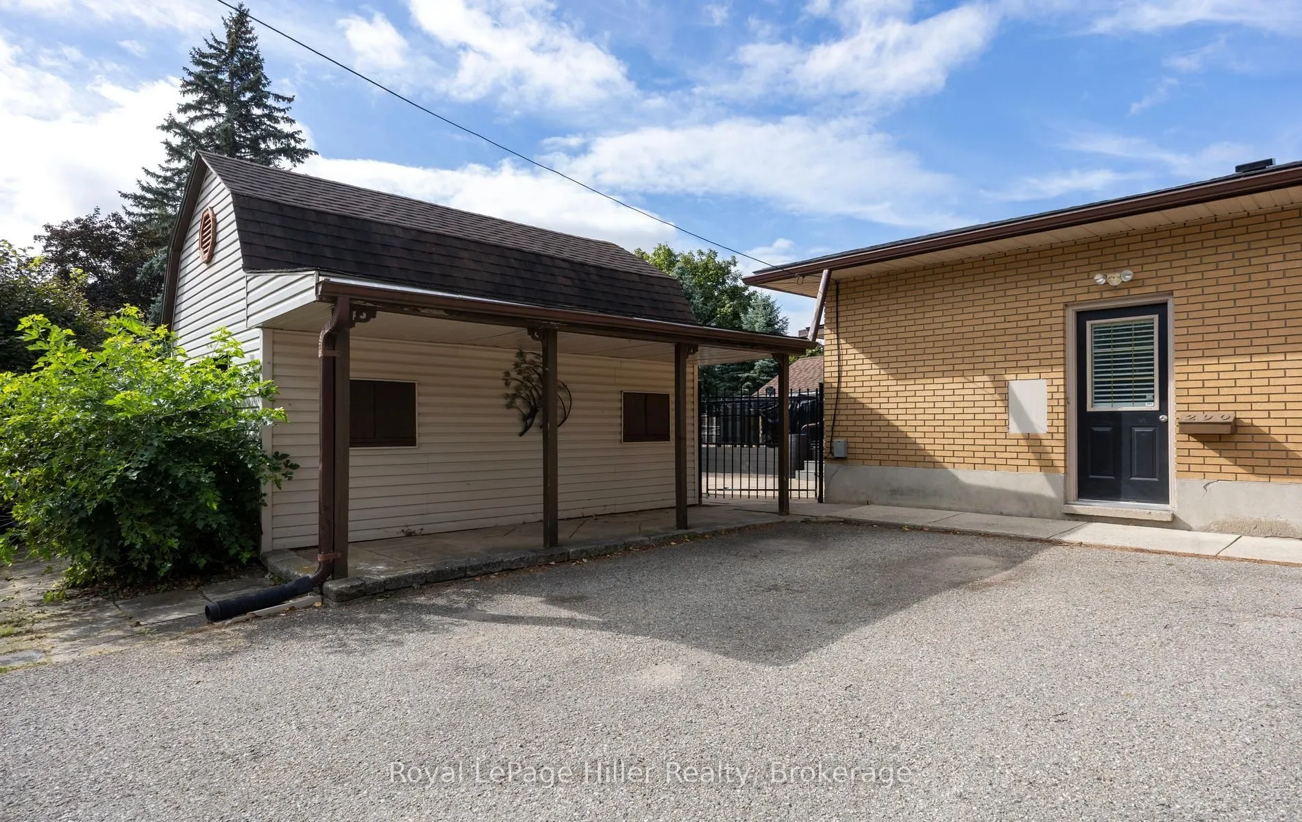 290 Hope Street