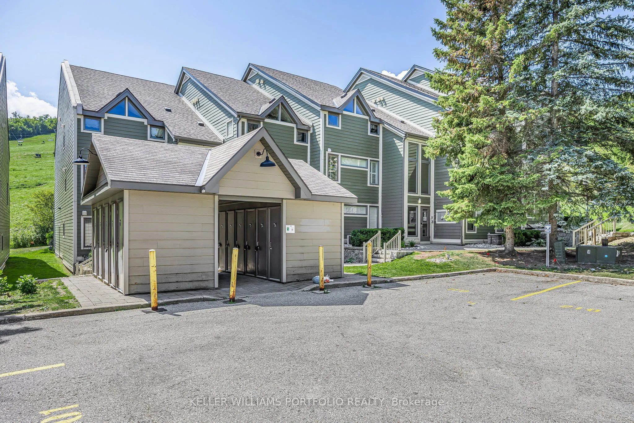 796404 Grey 19 Road #107