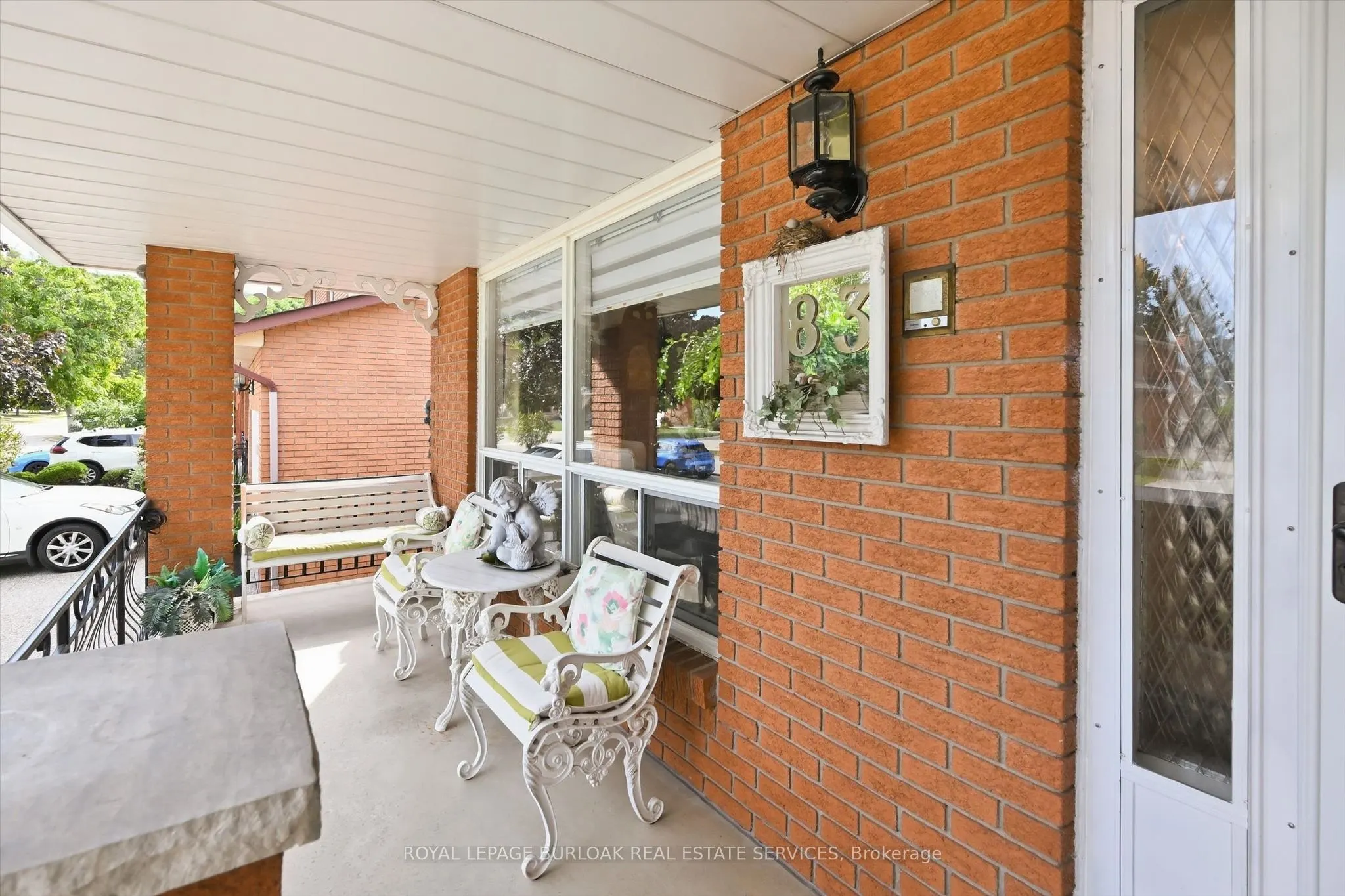 83 Oakridge Drive