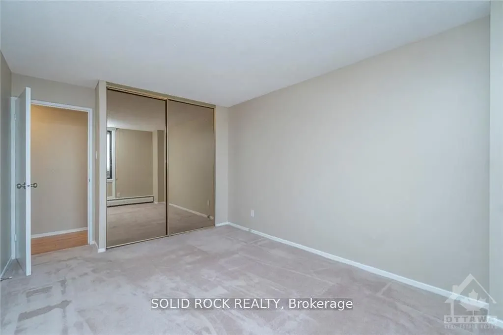 415 Greenview Avenue N #309
