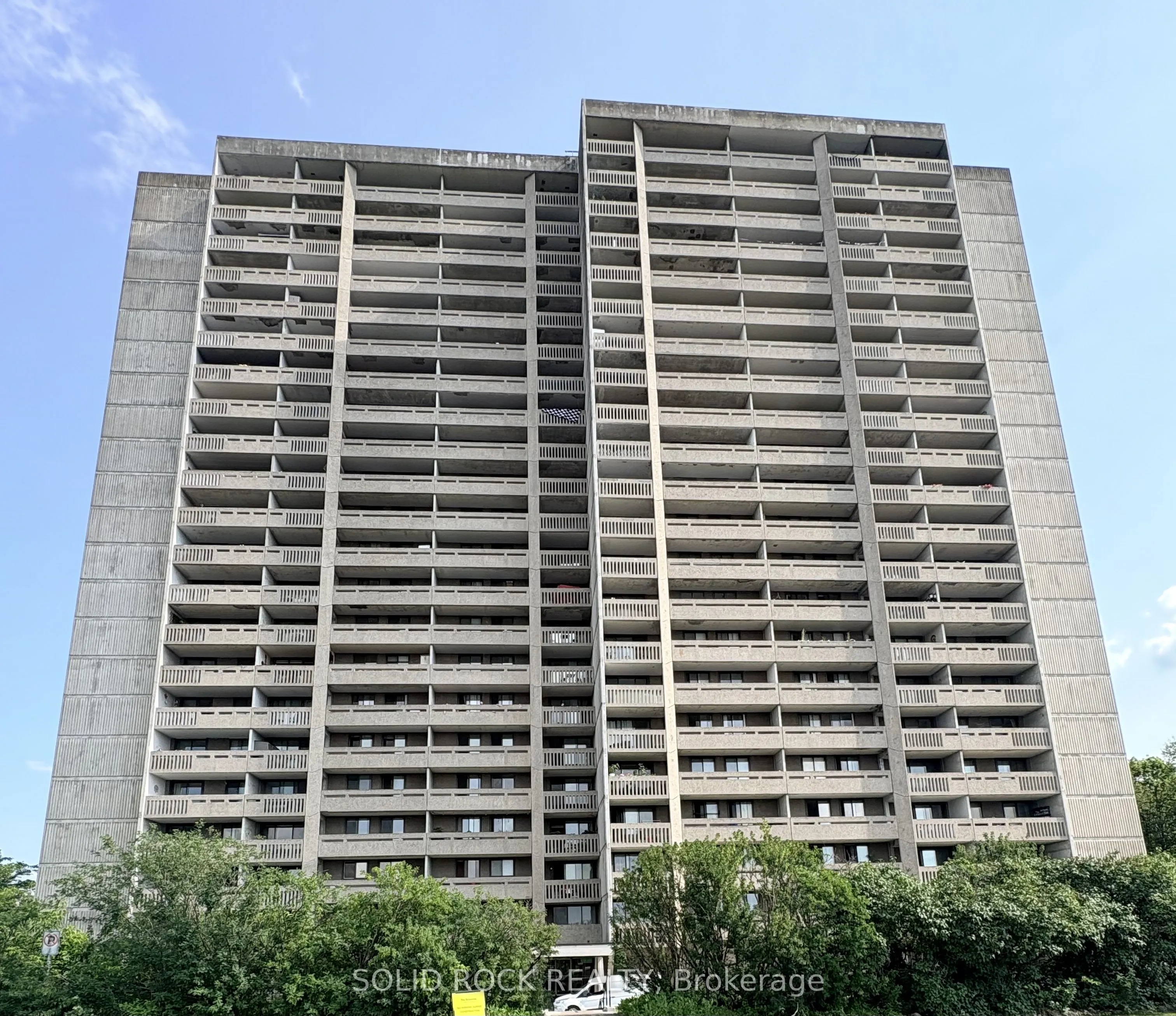 415 Greenview Avenue N #309