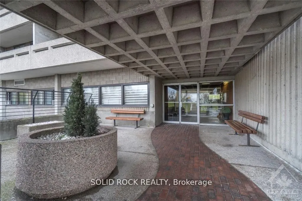 415 Greenview Avenue N #309