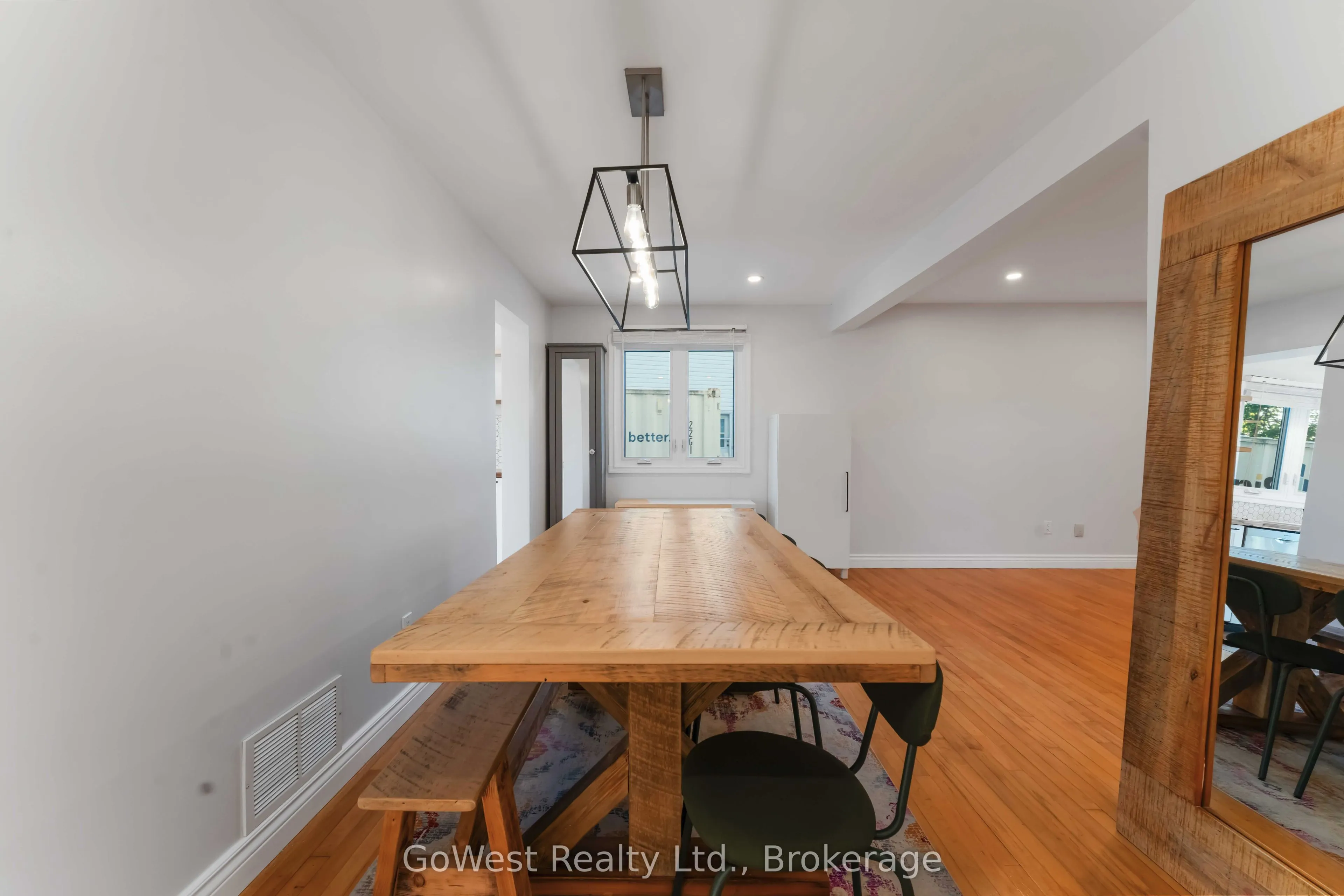 94 Fieldgate Drive