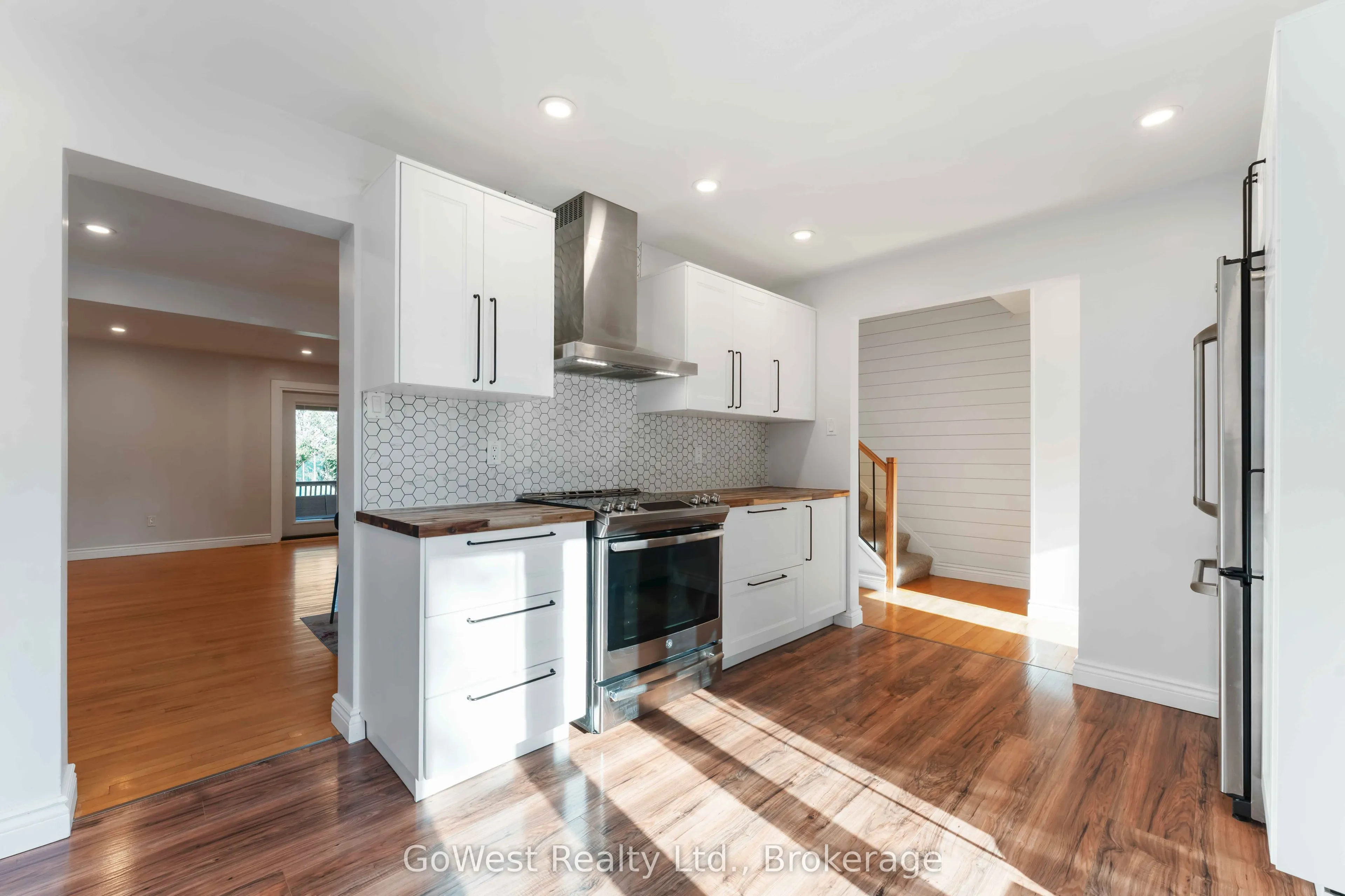 94 Fieldgate Drive