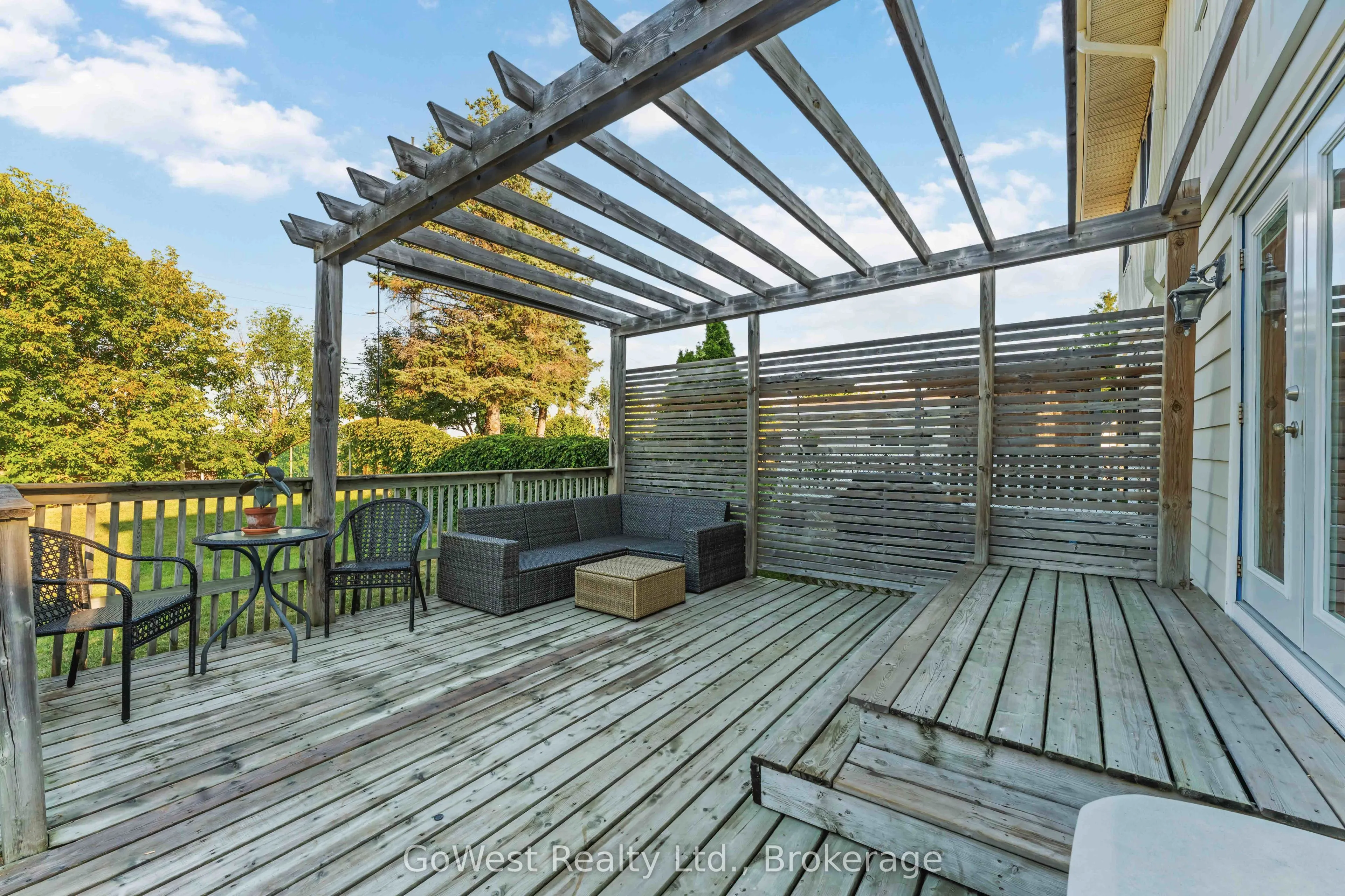 94 Fieldgate Drive