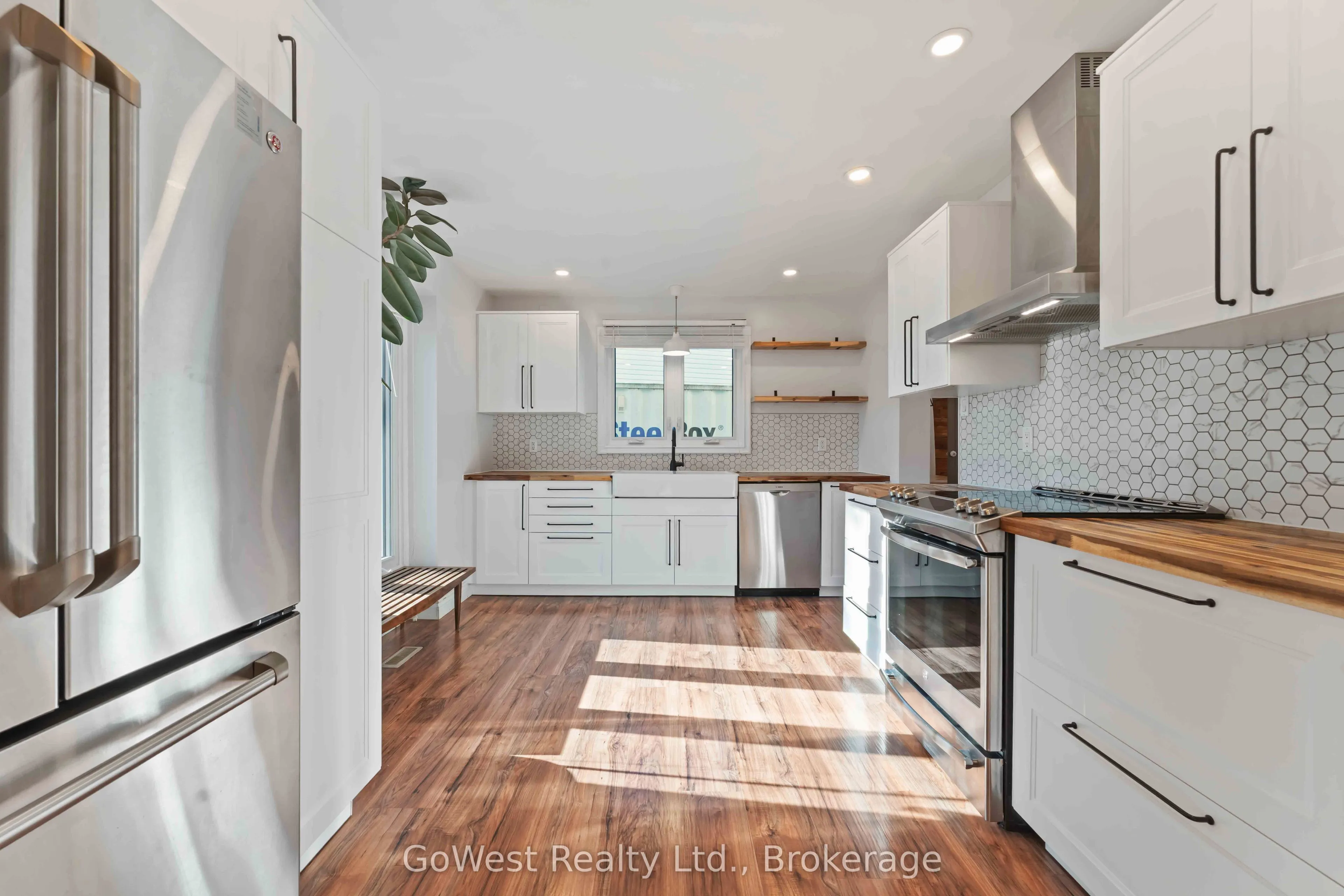 94 Fieldgate Drive