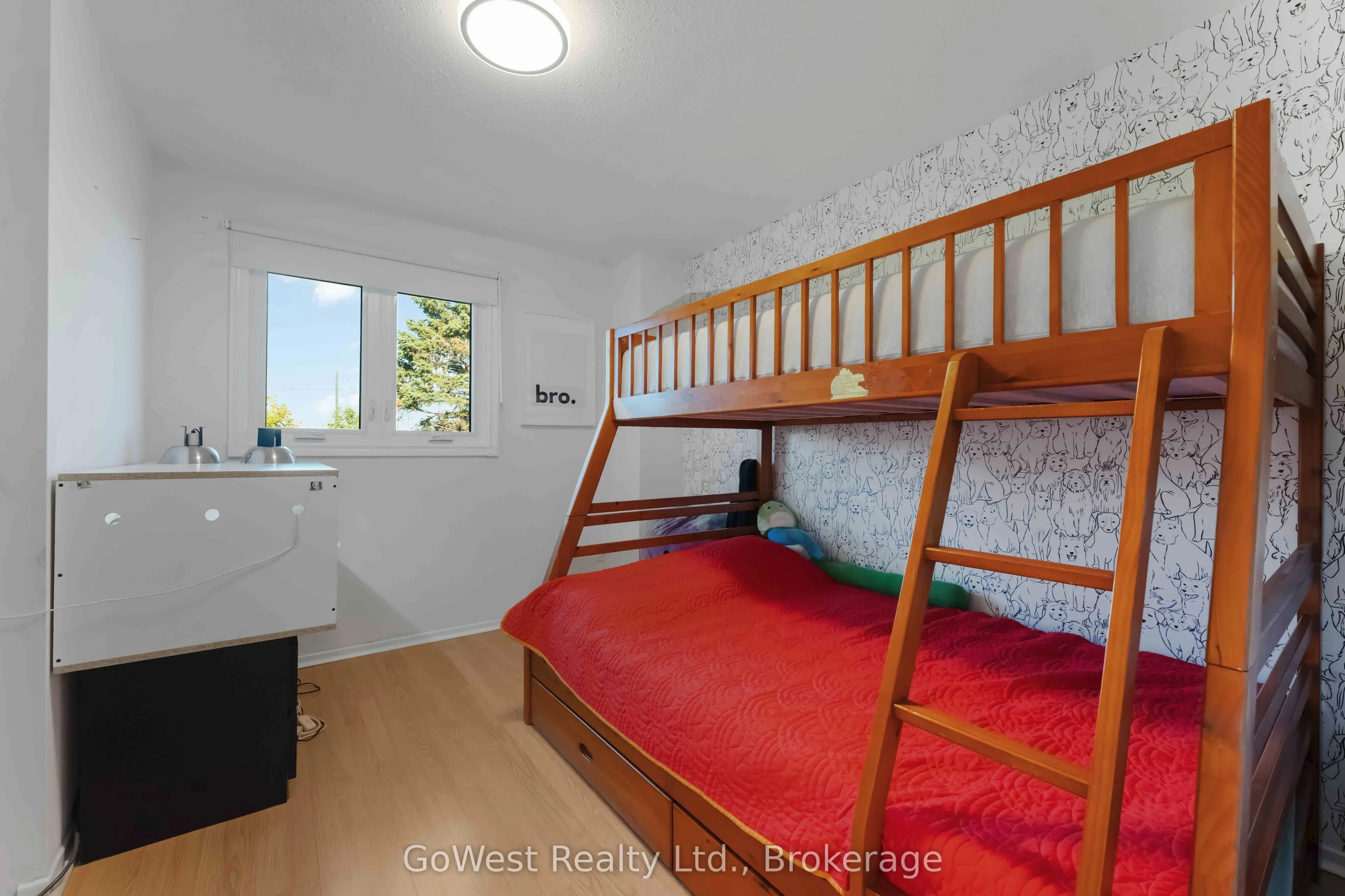 94 Fieldgate Drive