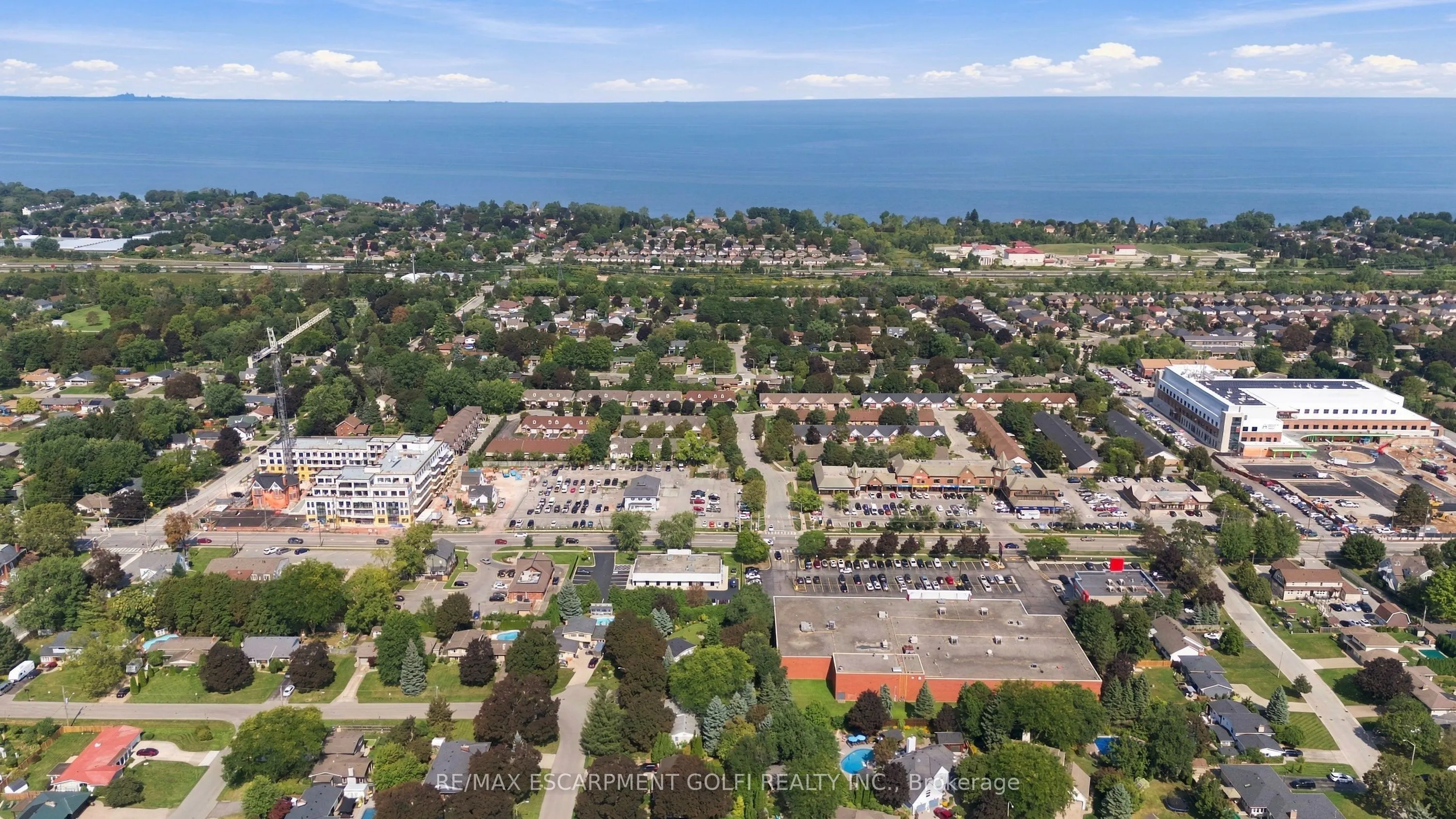 9 Wentworth Drive #5