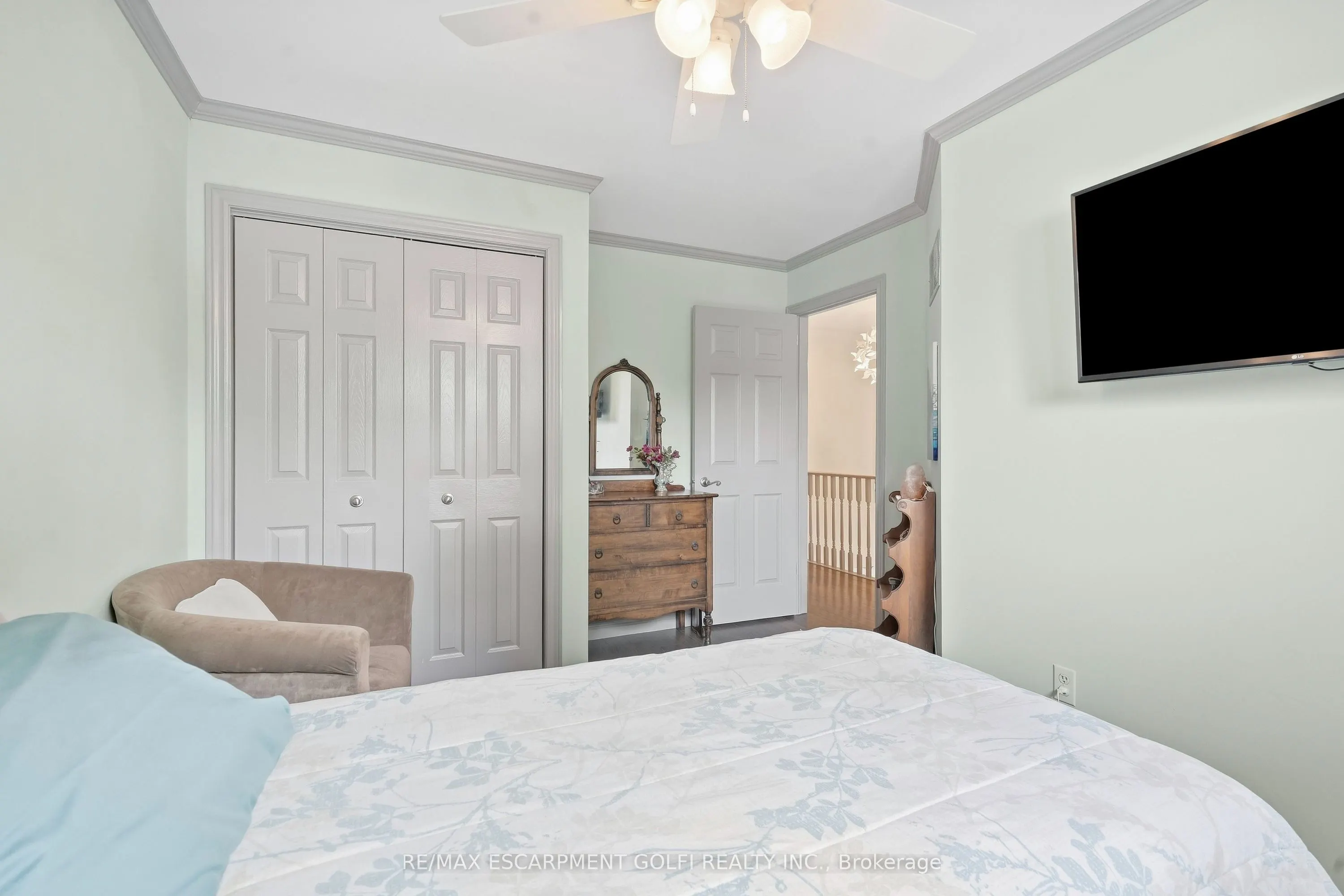 9 Wentworth Drive #5