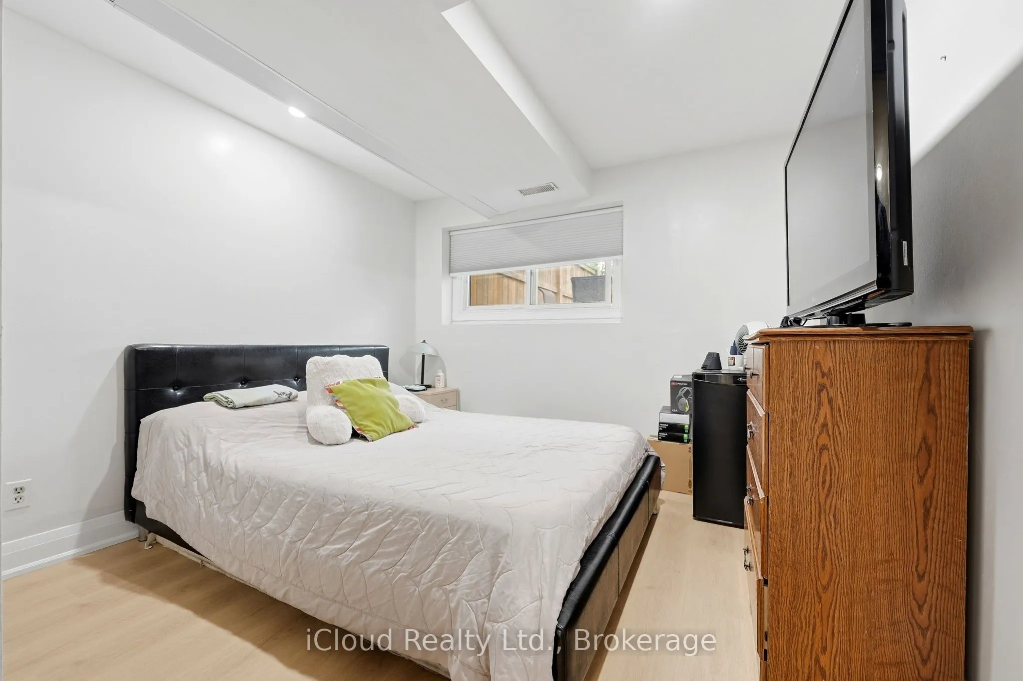 3 Manley Crescent