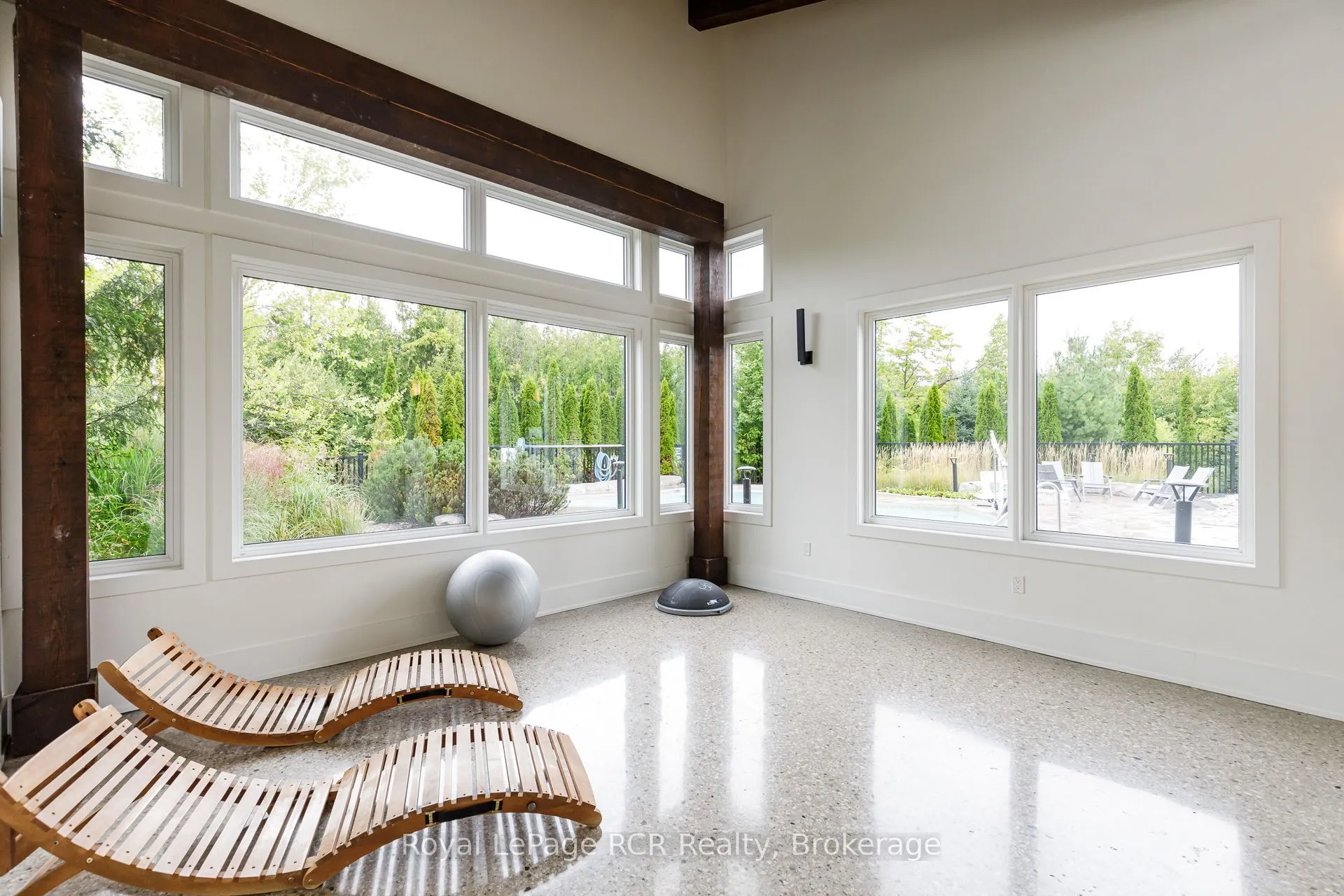 20 Beckwith Lane #401