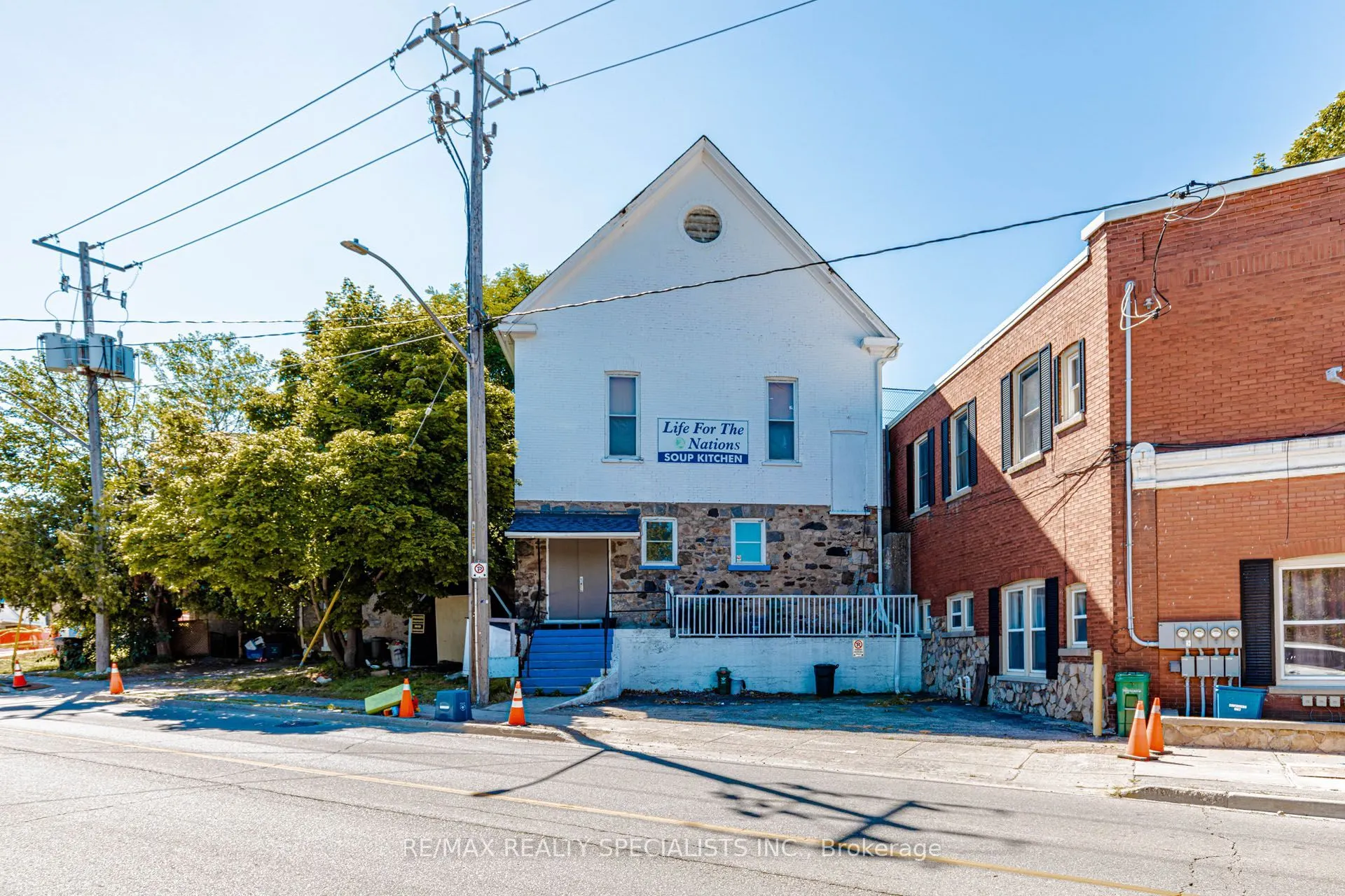 37 Wellington Street