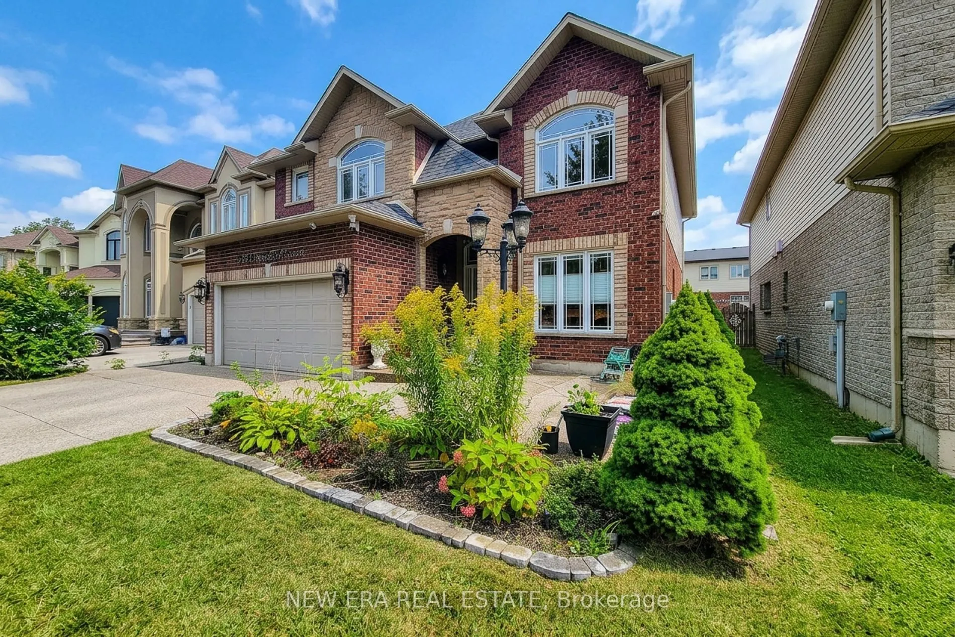 214 Cloverleaf Drive