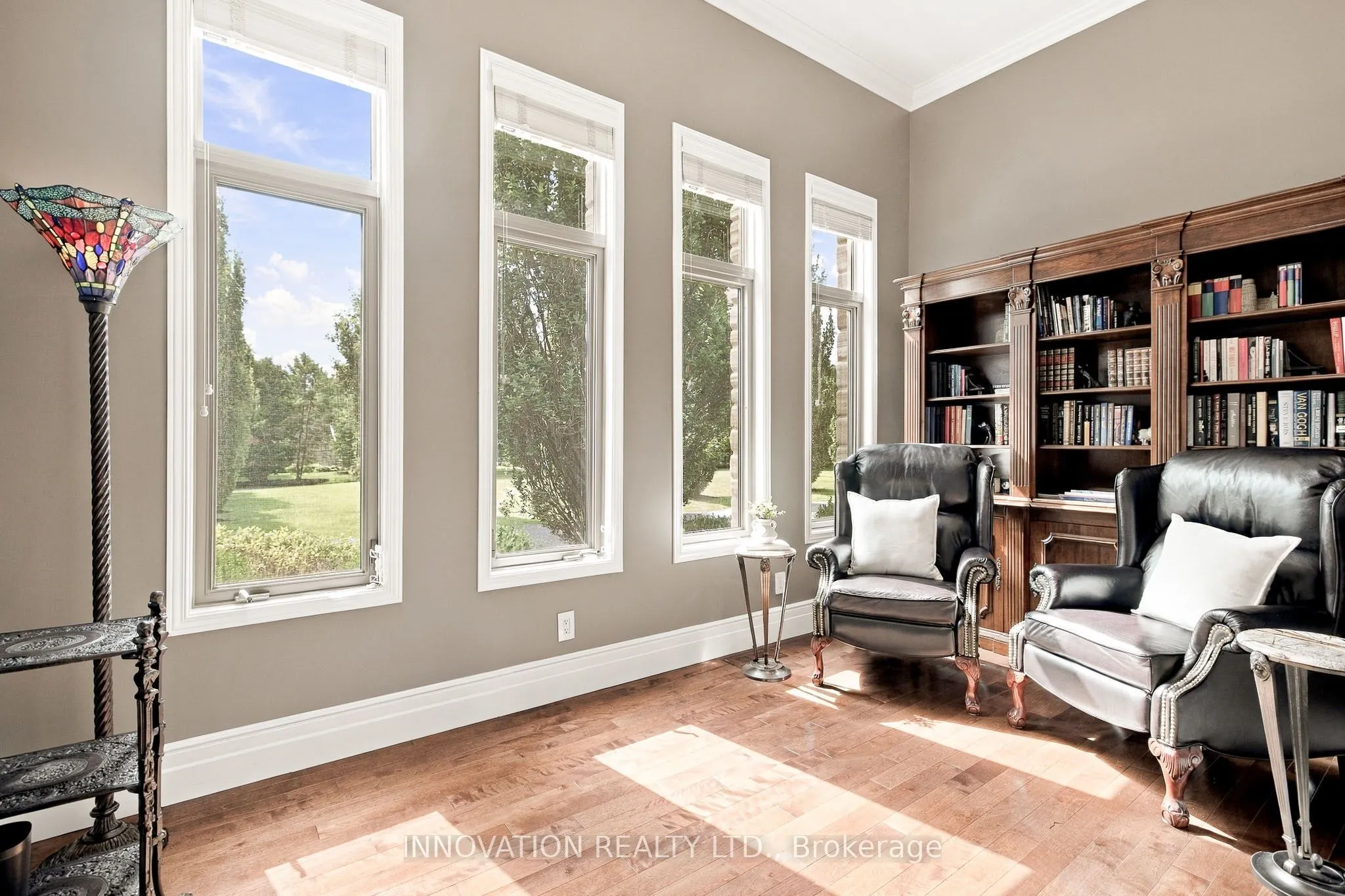 1545 Lords Manor Lane