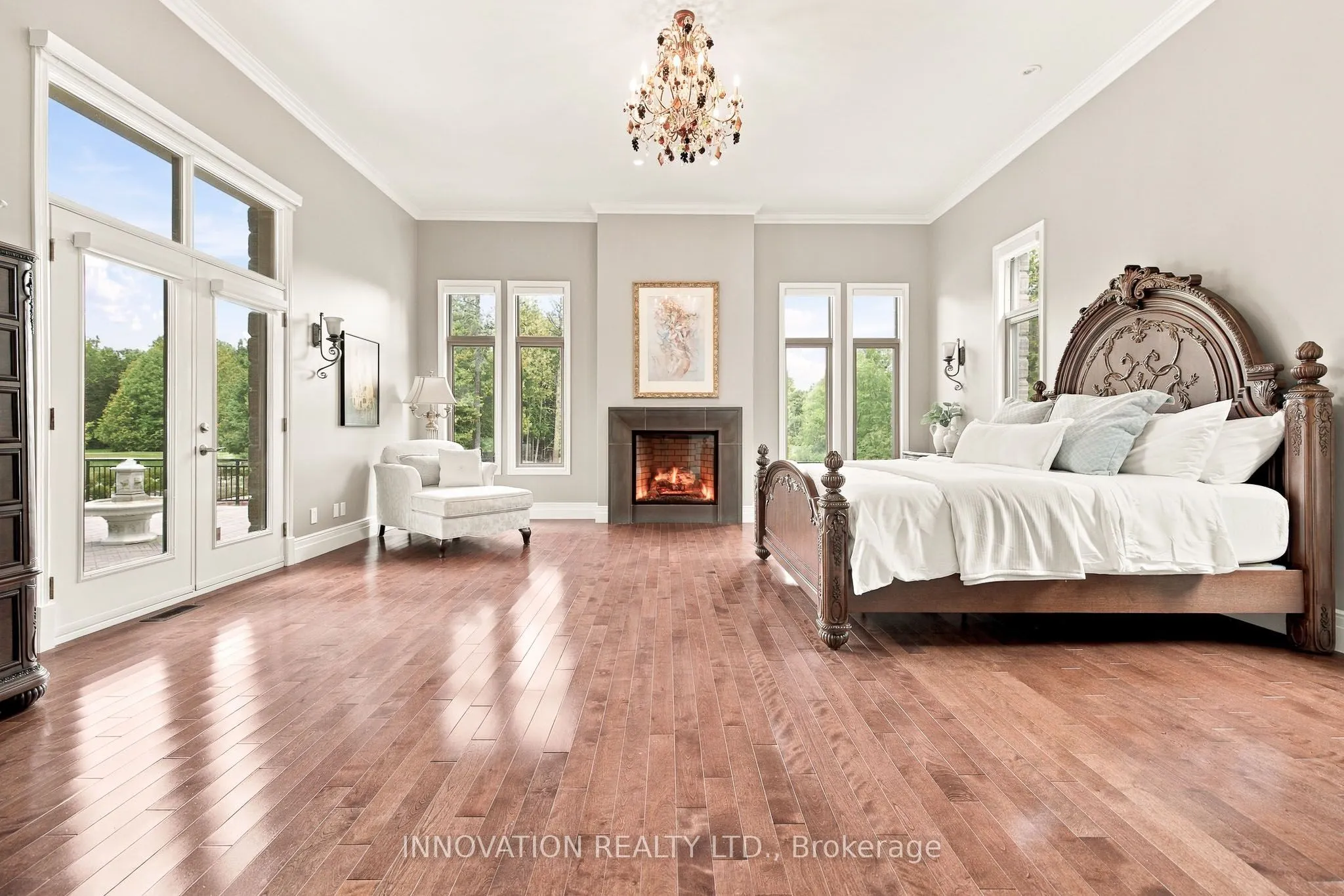 1545 Lords Manor Lane