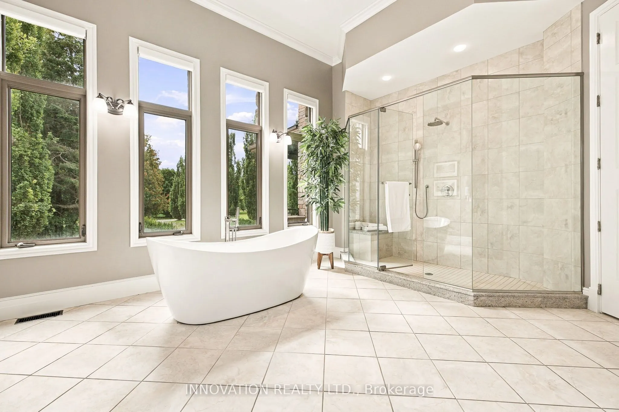 1545 Lords Manor Lane