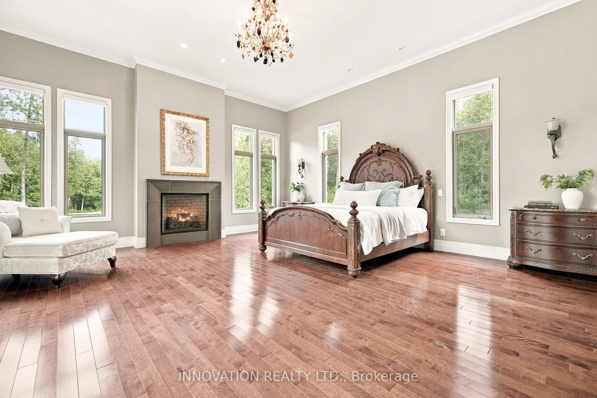 1545 Lords Manor Lane