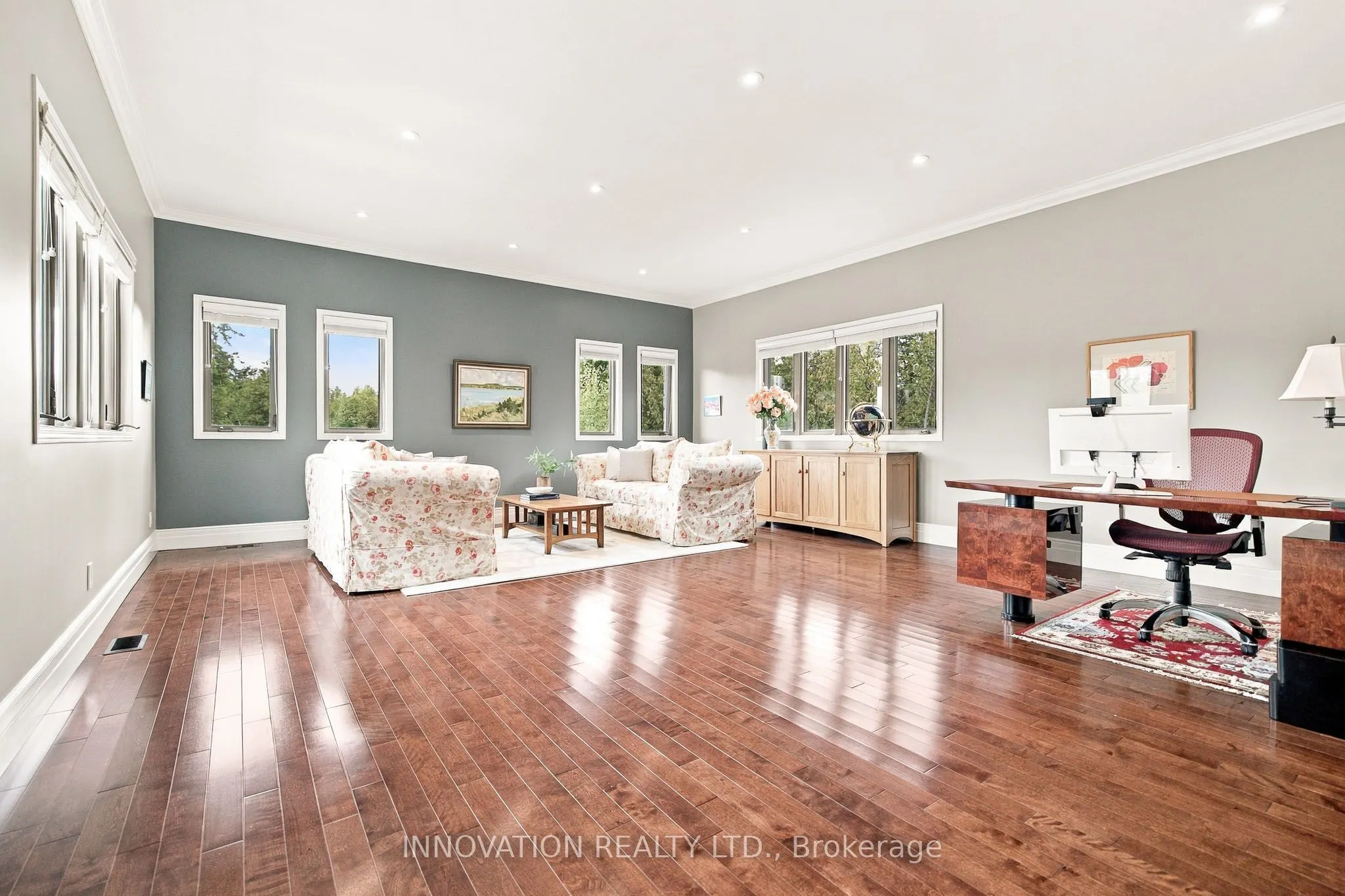 1545 Lords Manor Lane