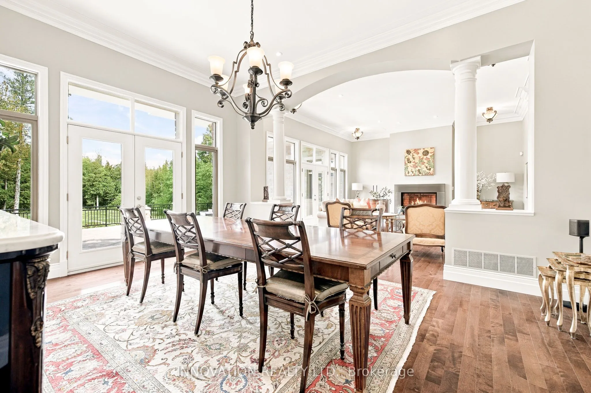 1545 Lords Manor Lane
