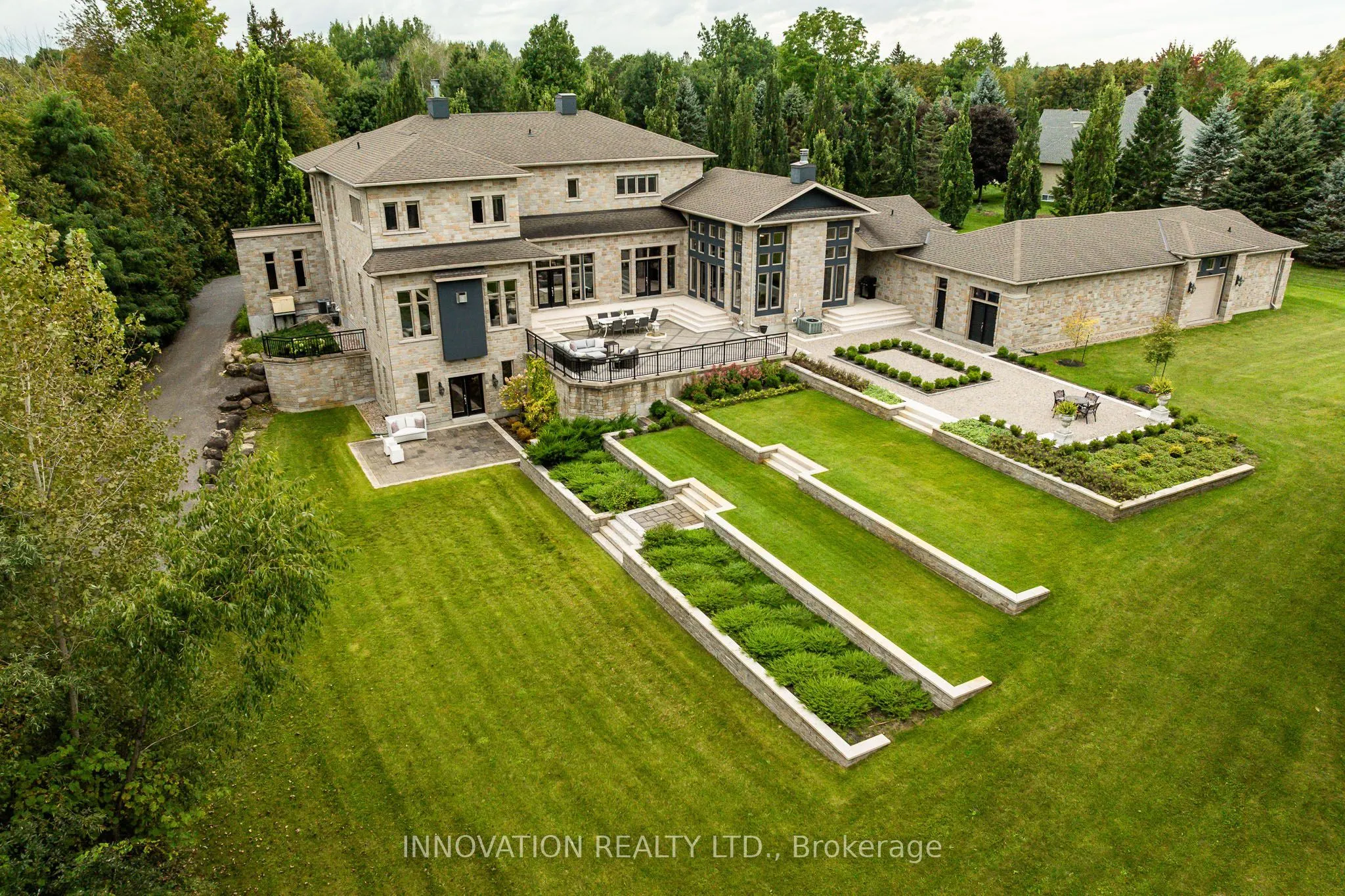 1545 Lords Manor Lane