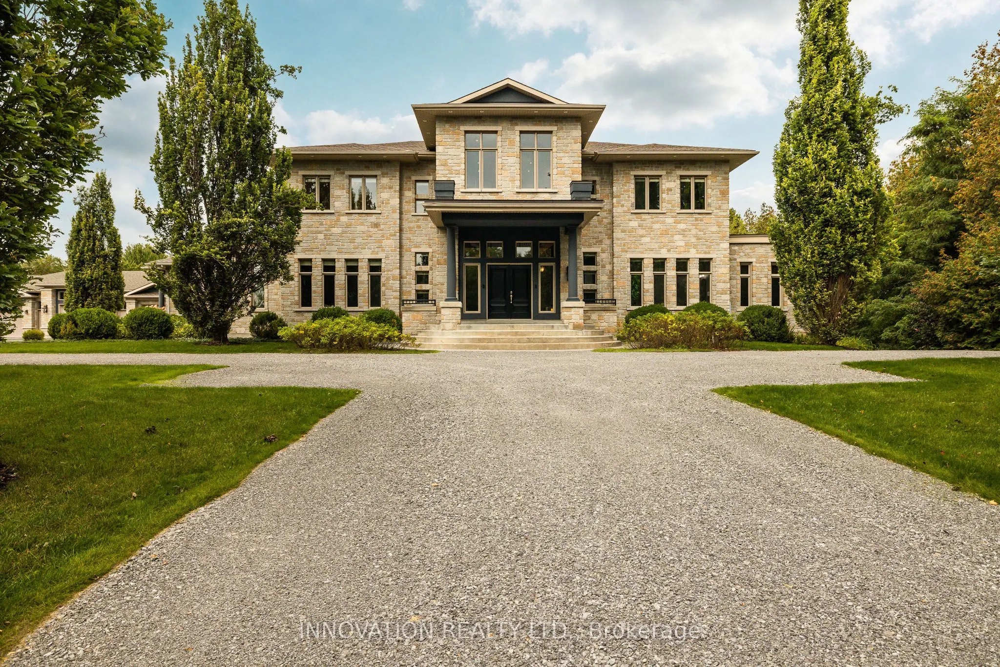 1545 Lords Manor Lane