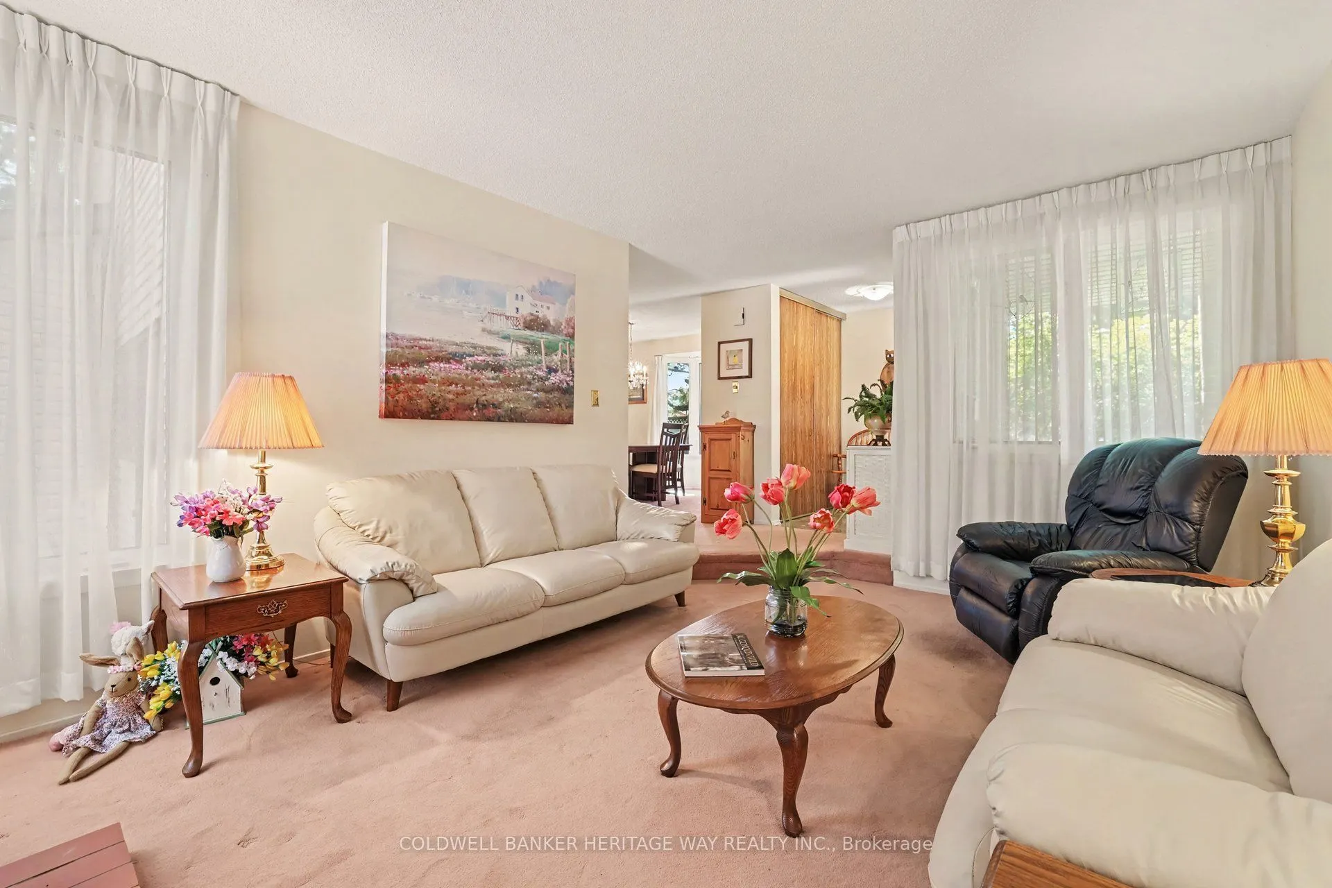 45 Shadetree Crescent