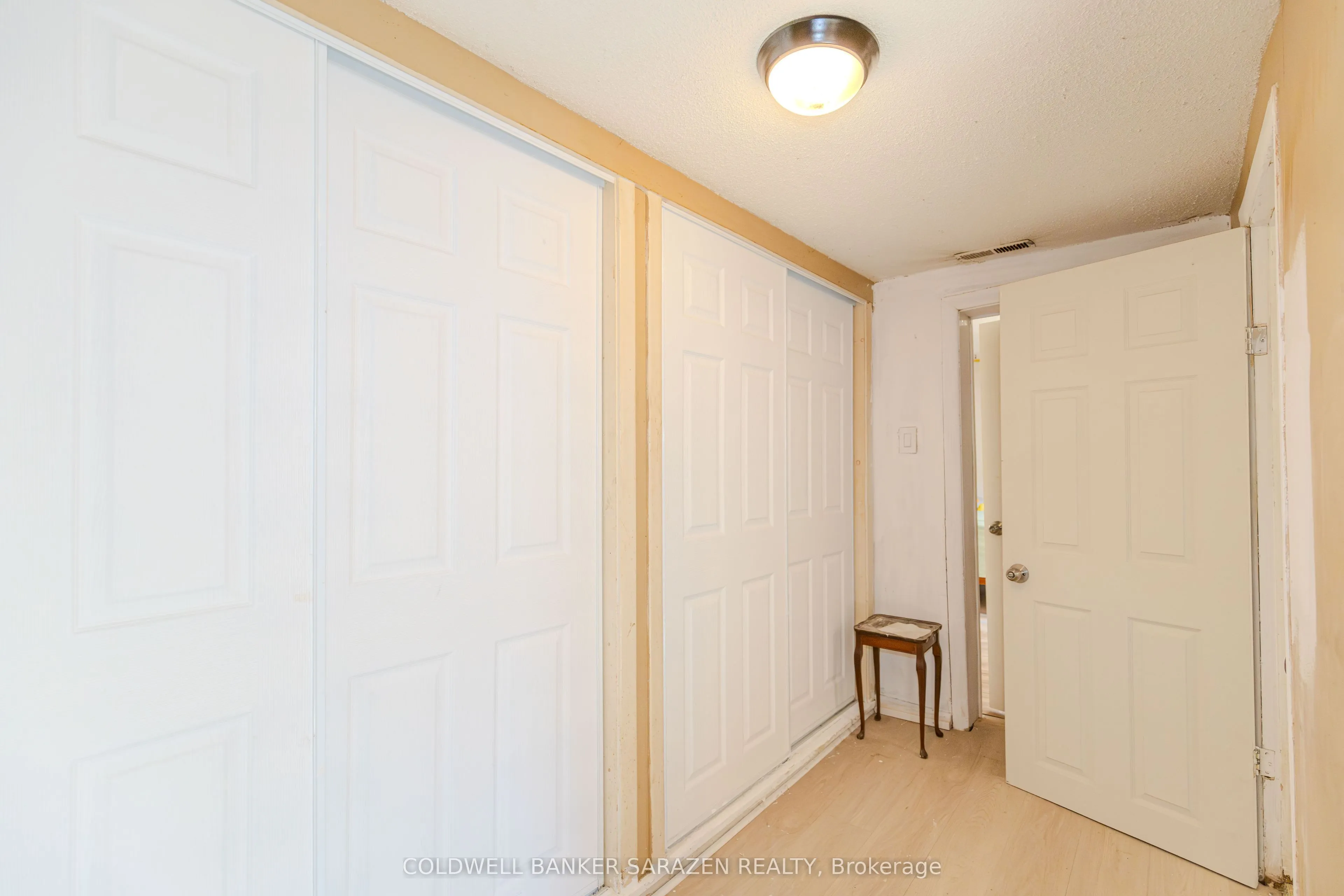 215 Desrosiers Street