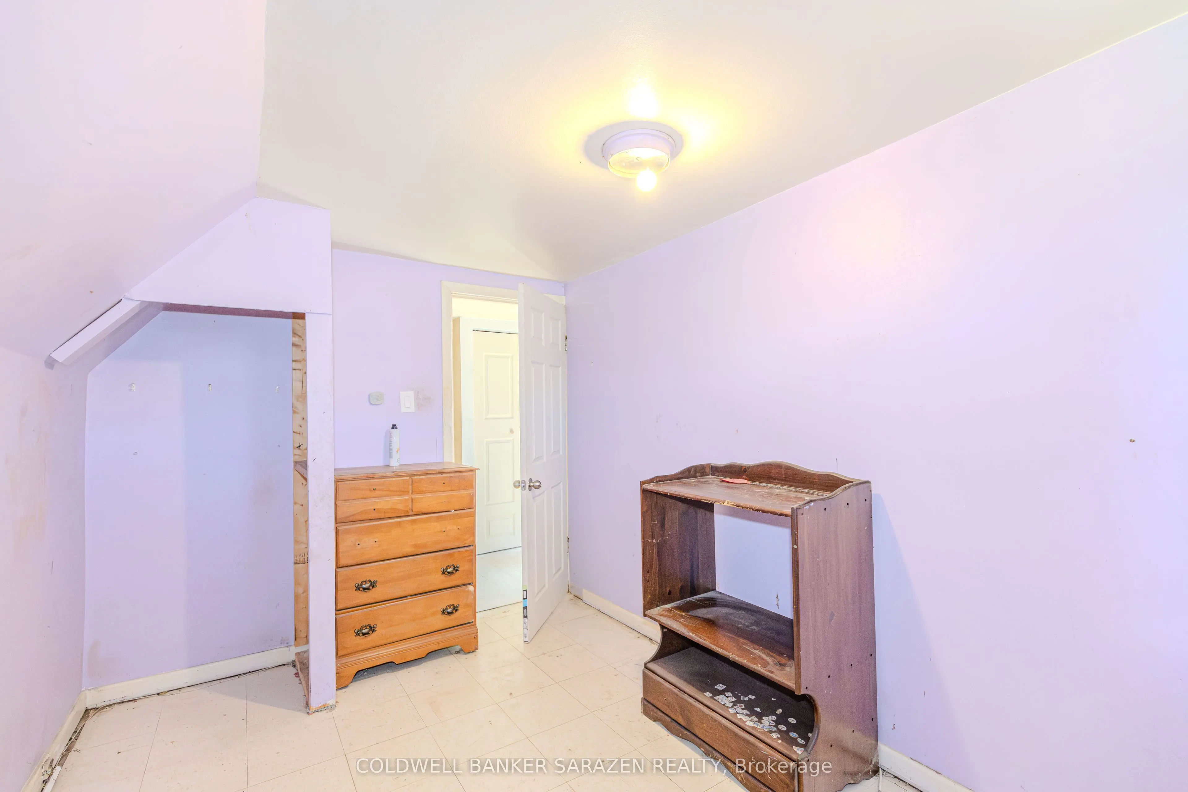 215 Desrosiers Street