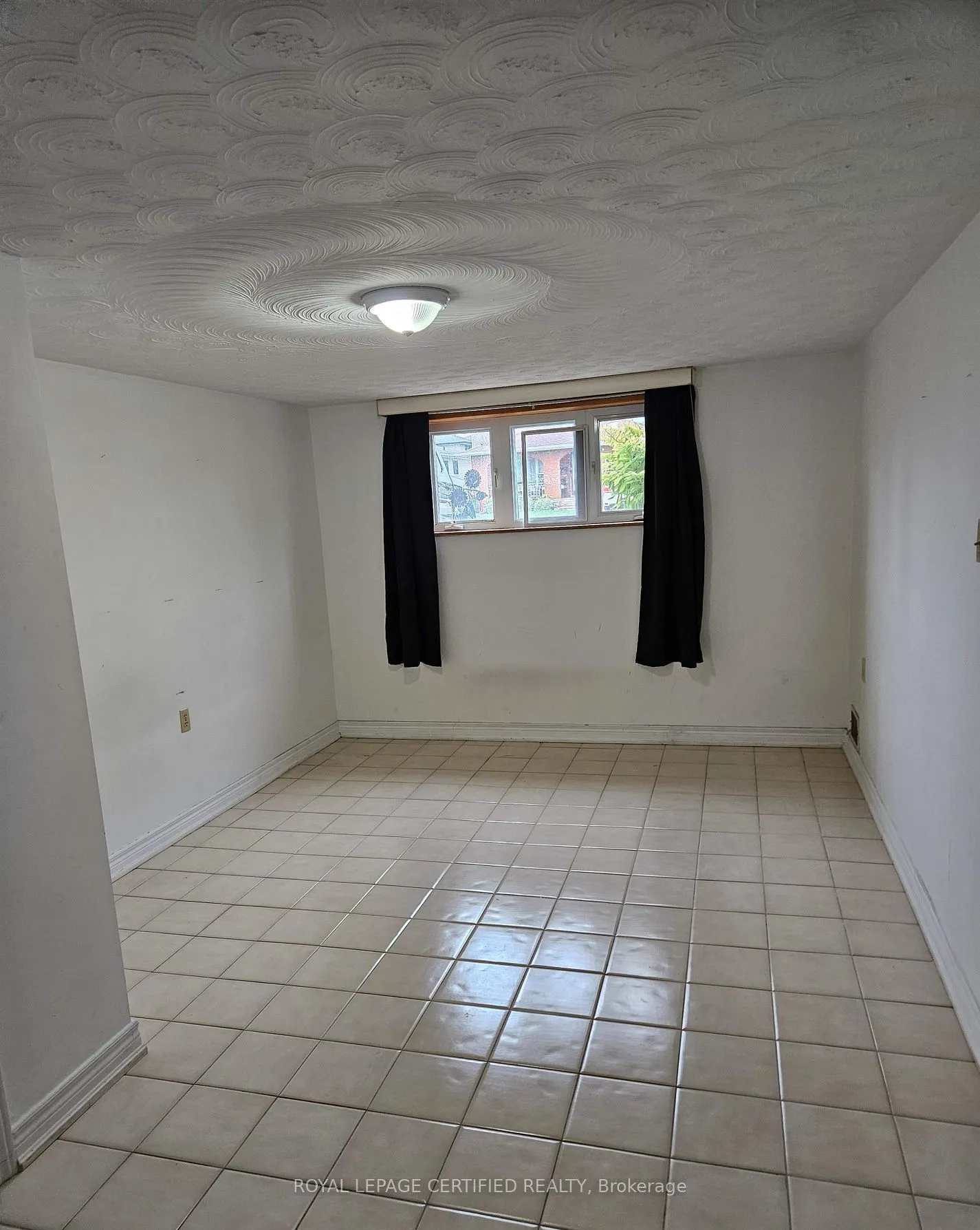 115 Deerhurst Road #Bsmt