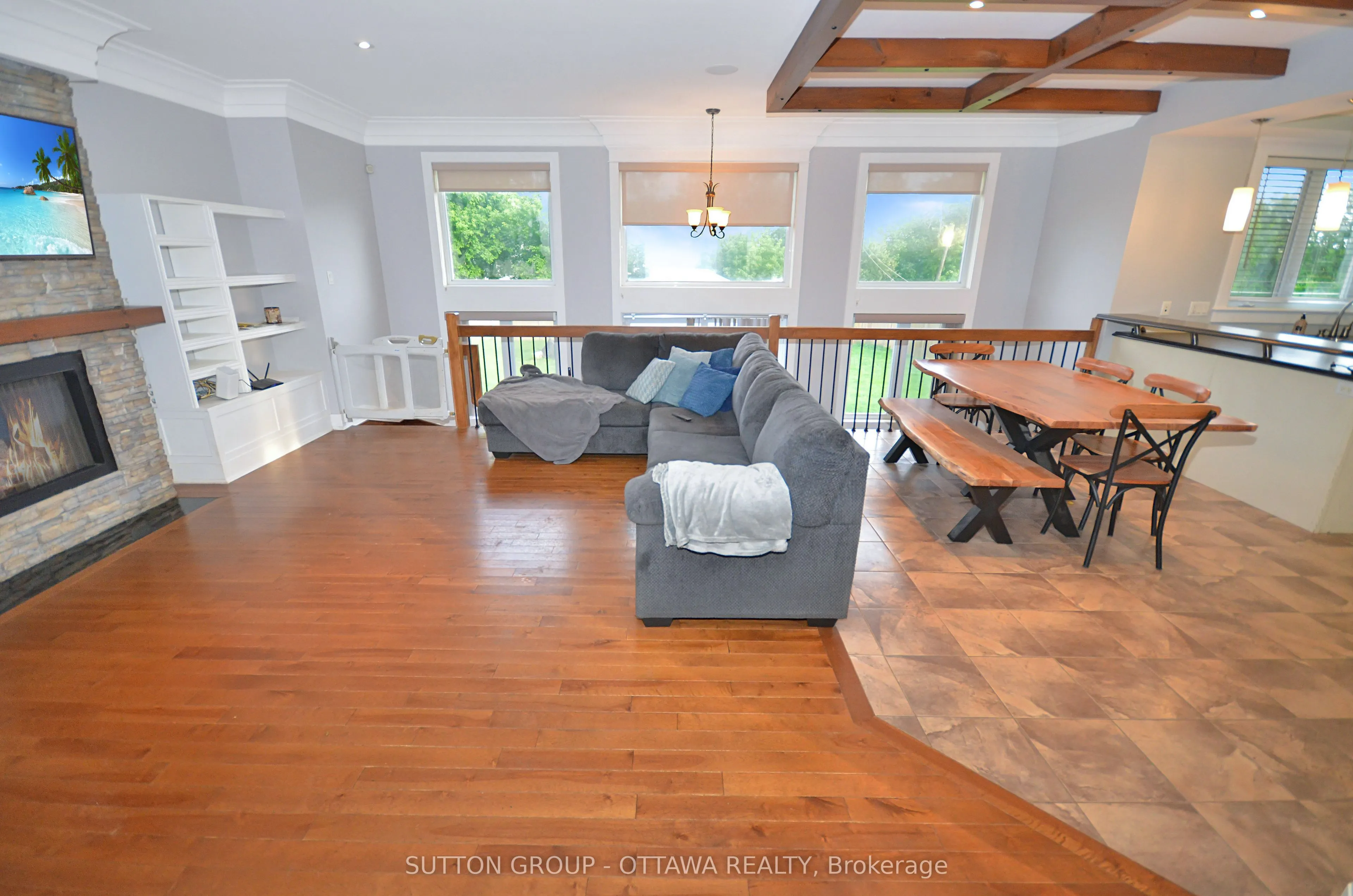 588 Russell Road