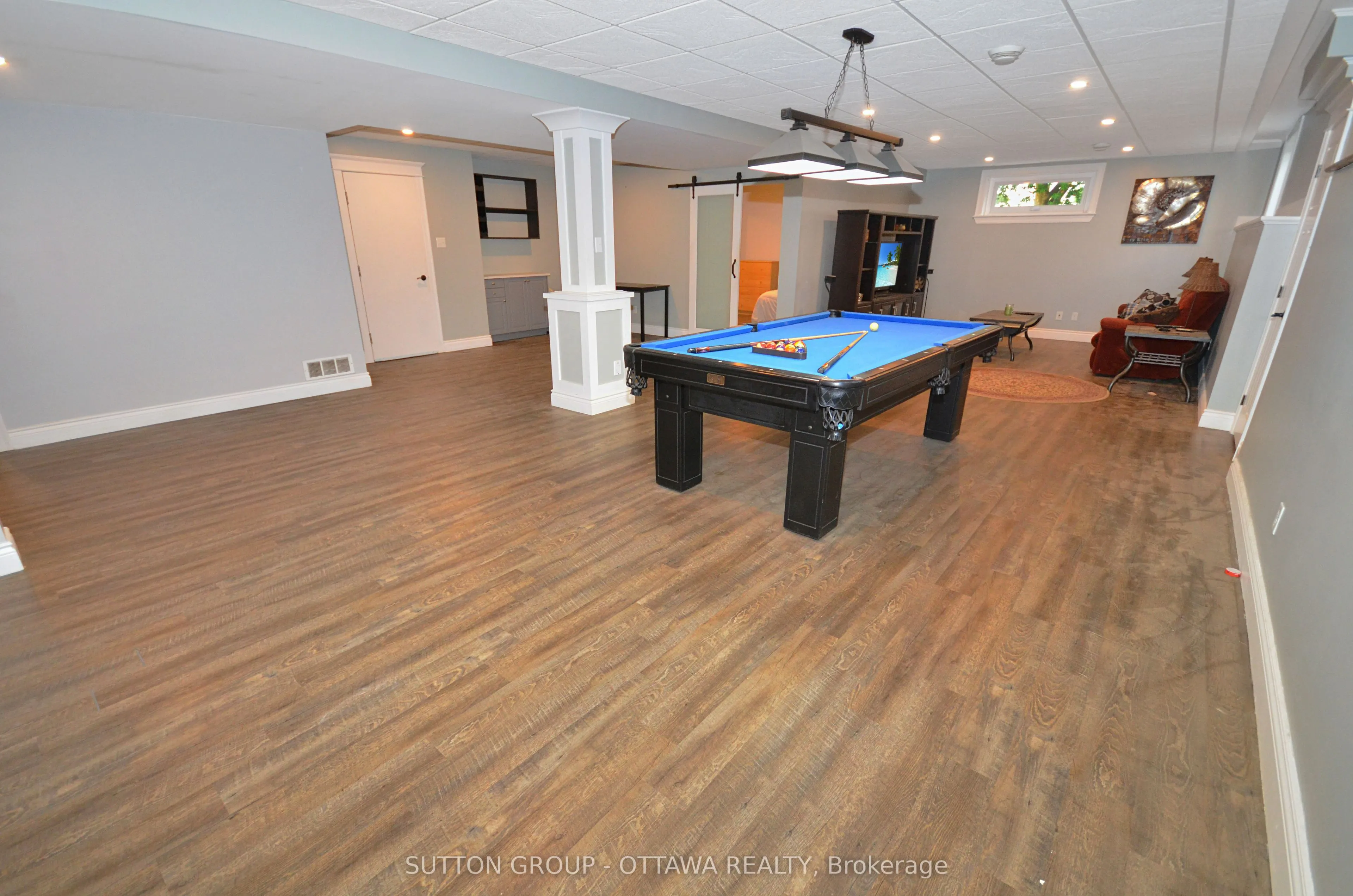 588 Russell Road