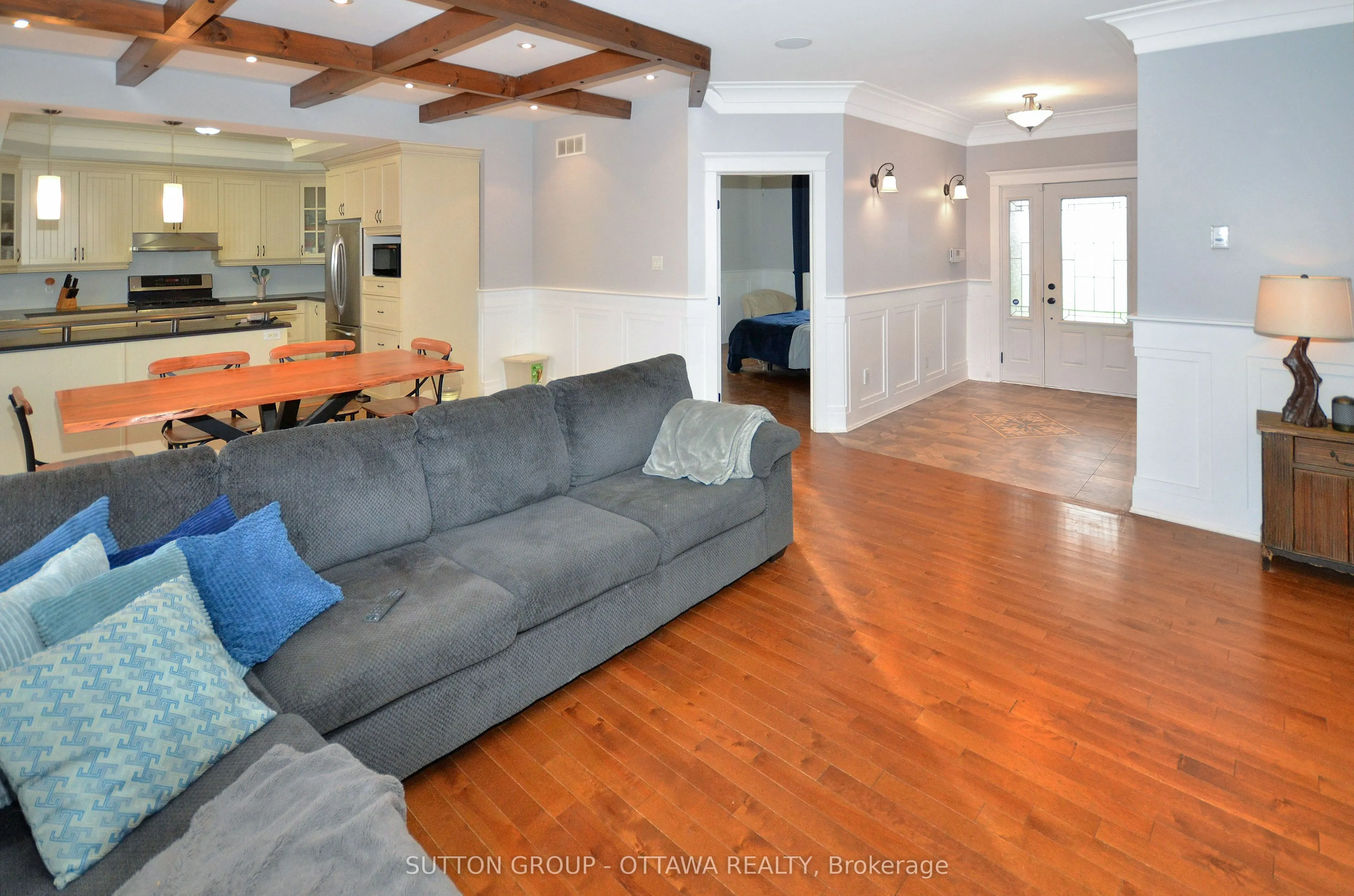 588 Russell Road