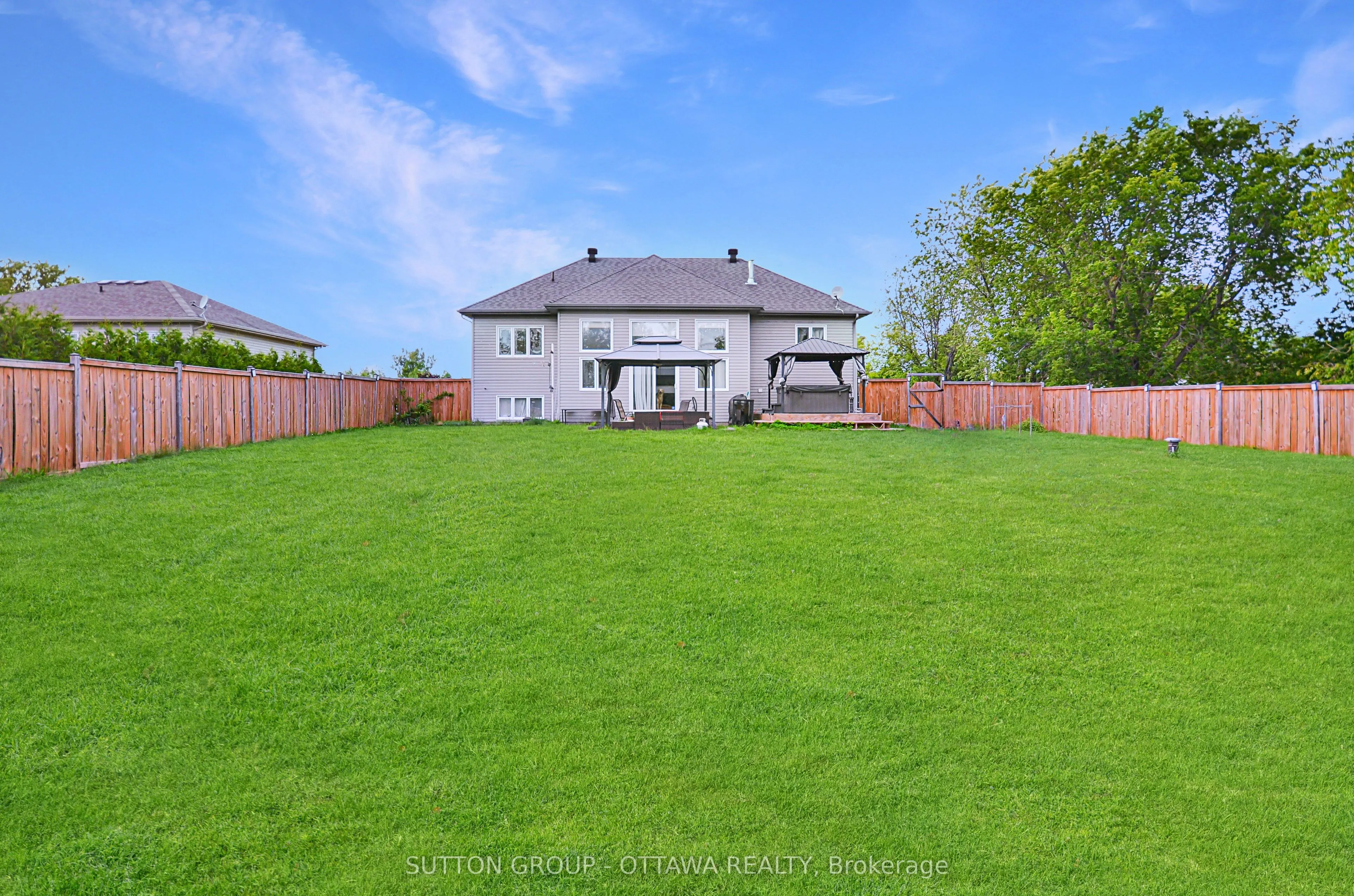 588 Russell Road