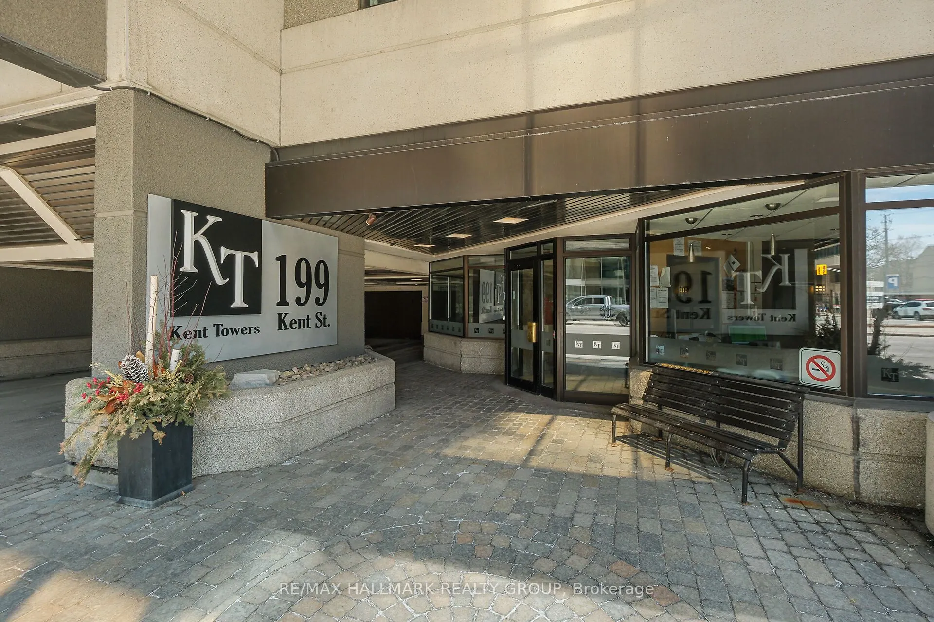 199 Kent Street #604