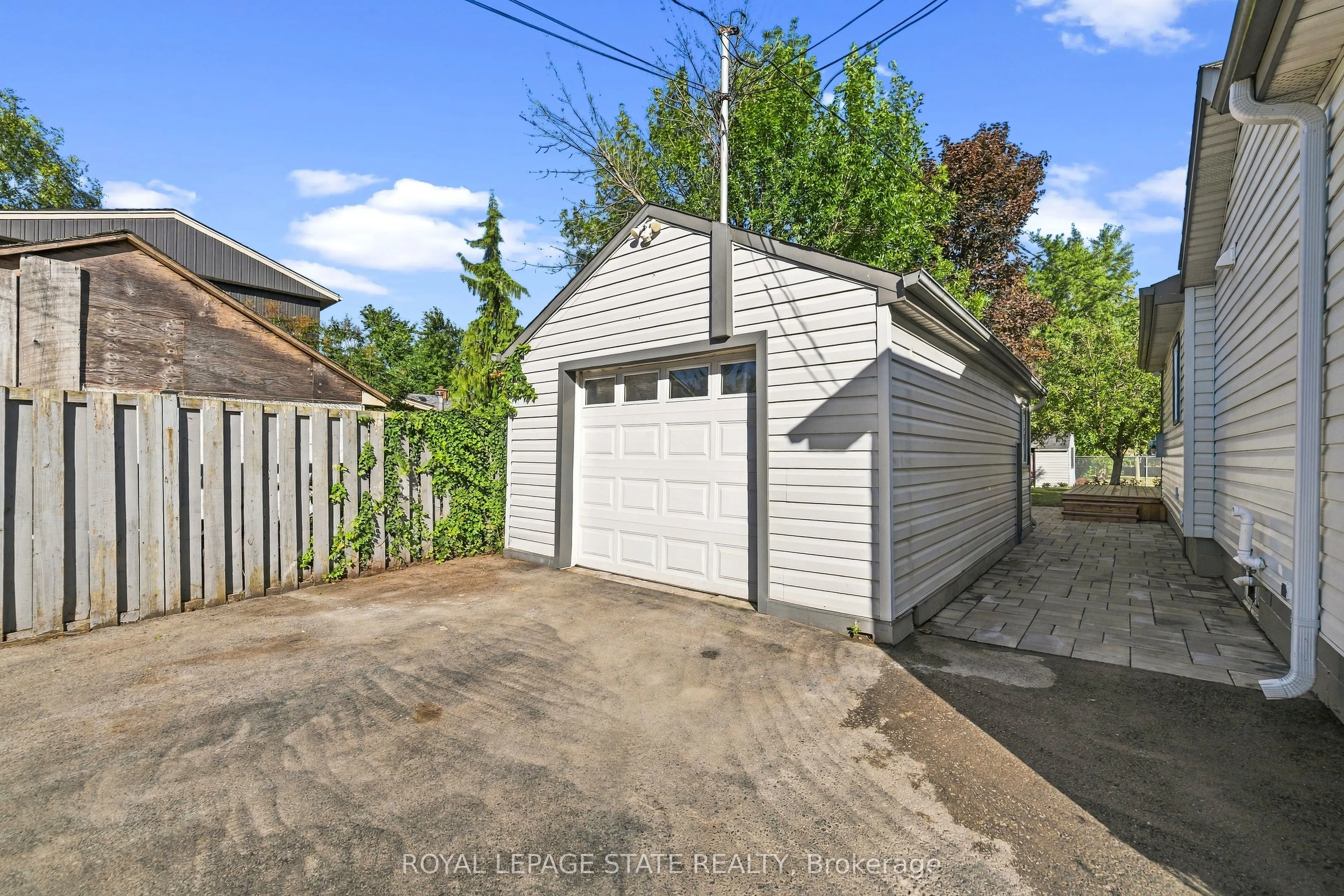 5 Herbert Court