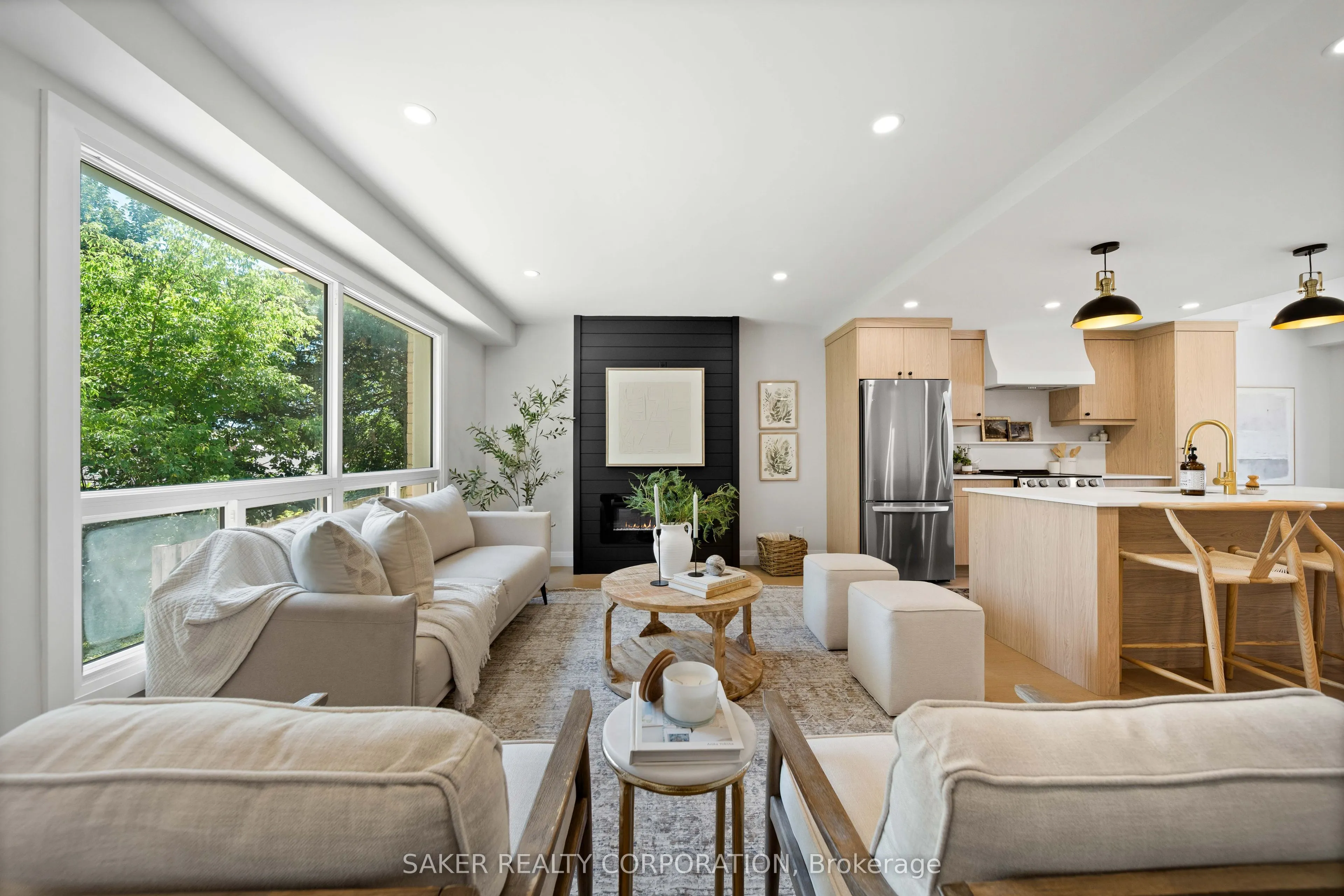 355 Sandringham Crescent #33
