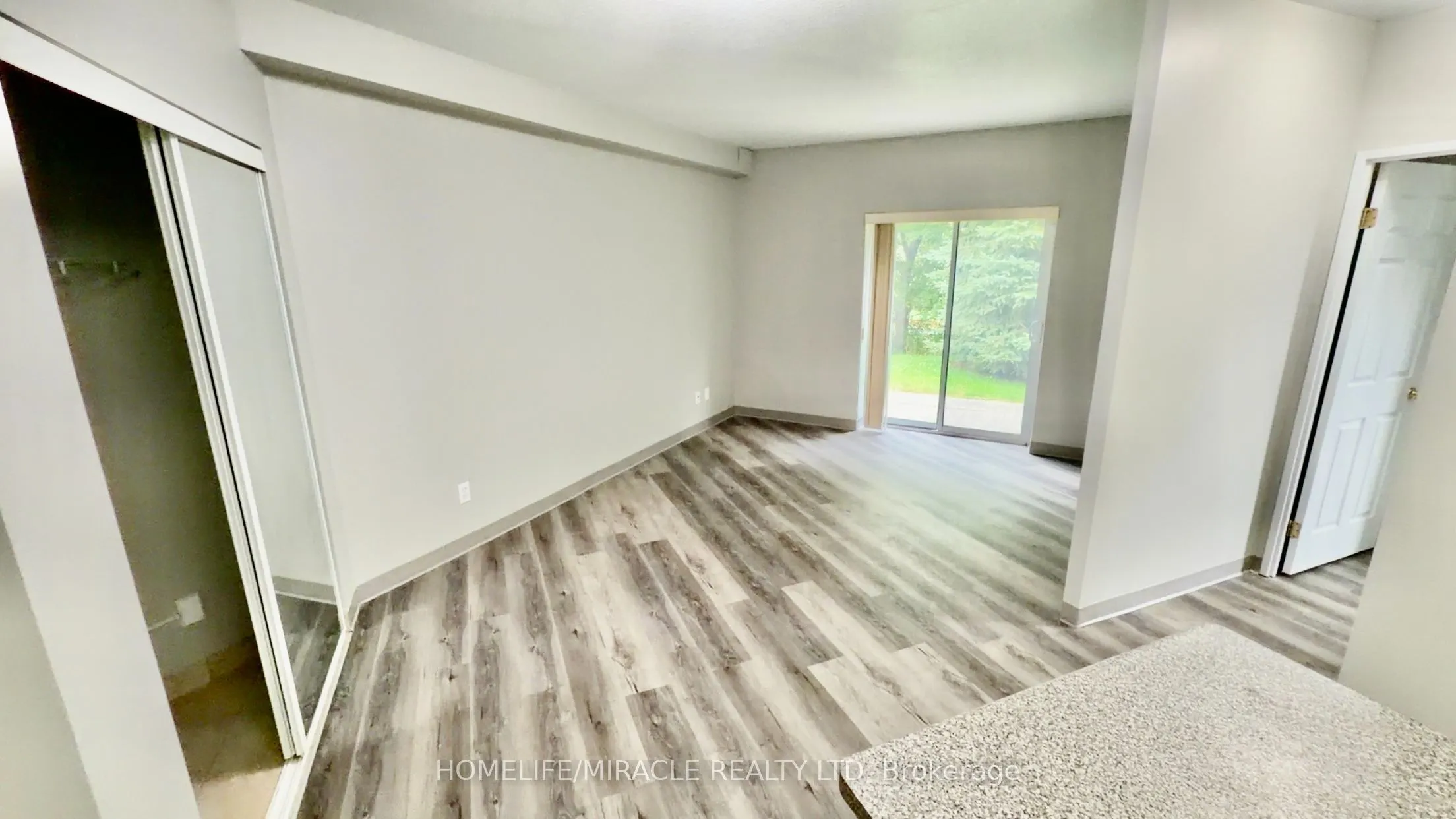 736 Old Albert Street #115