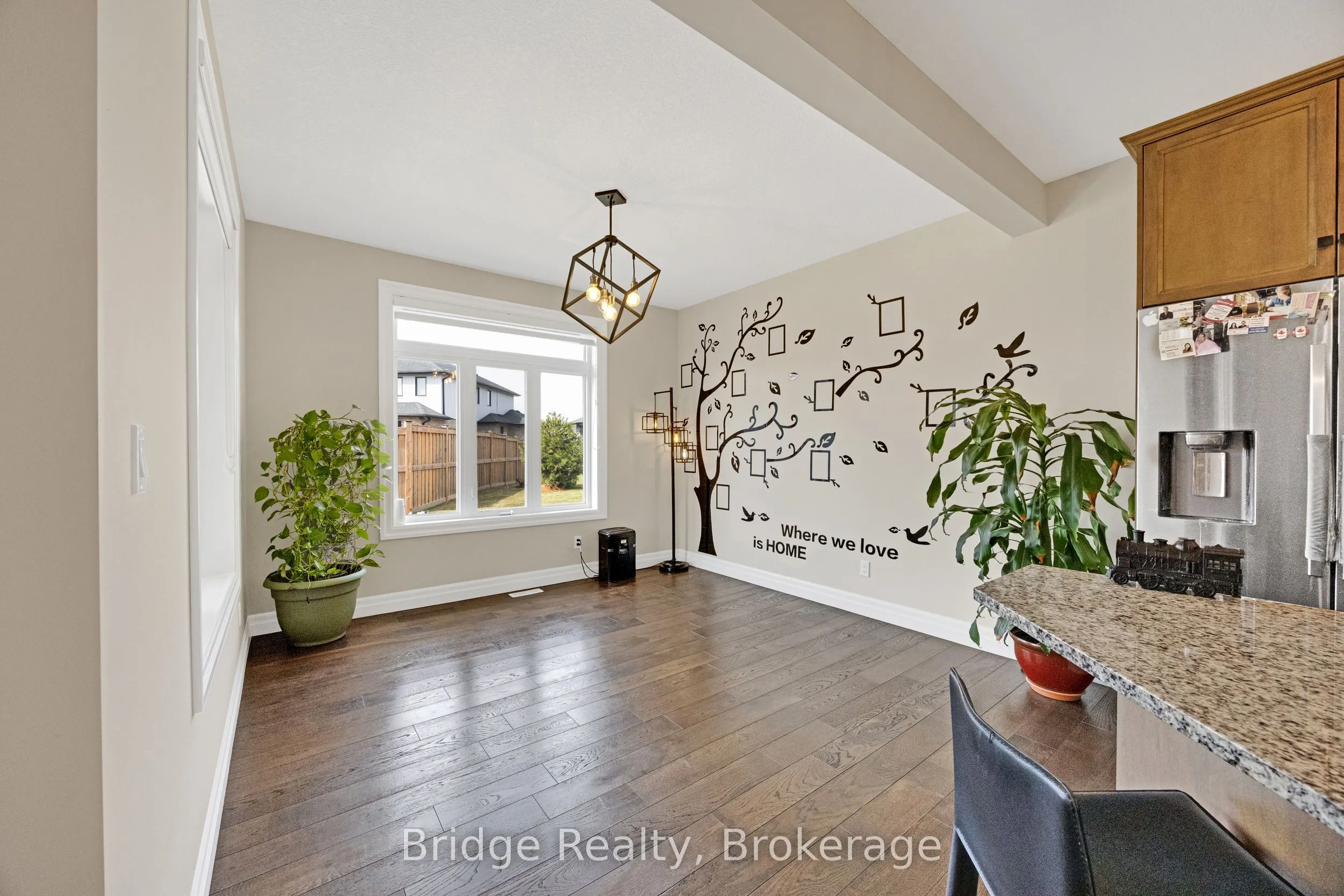256 Tamarack Boulevard