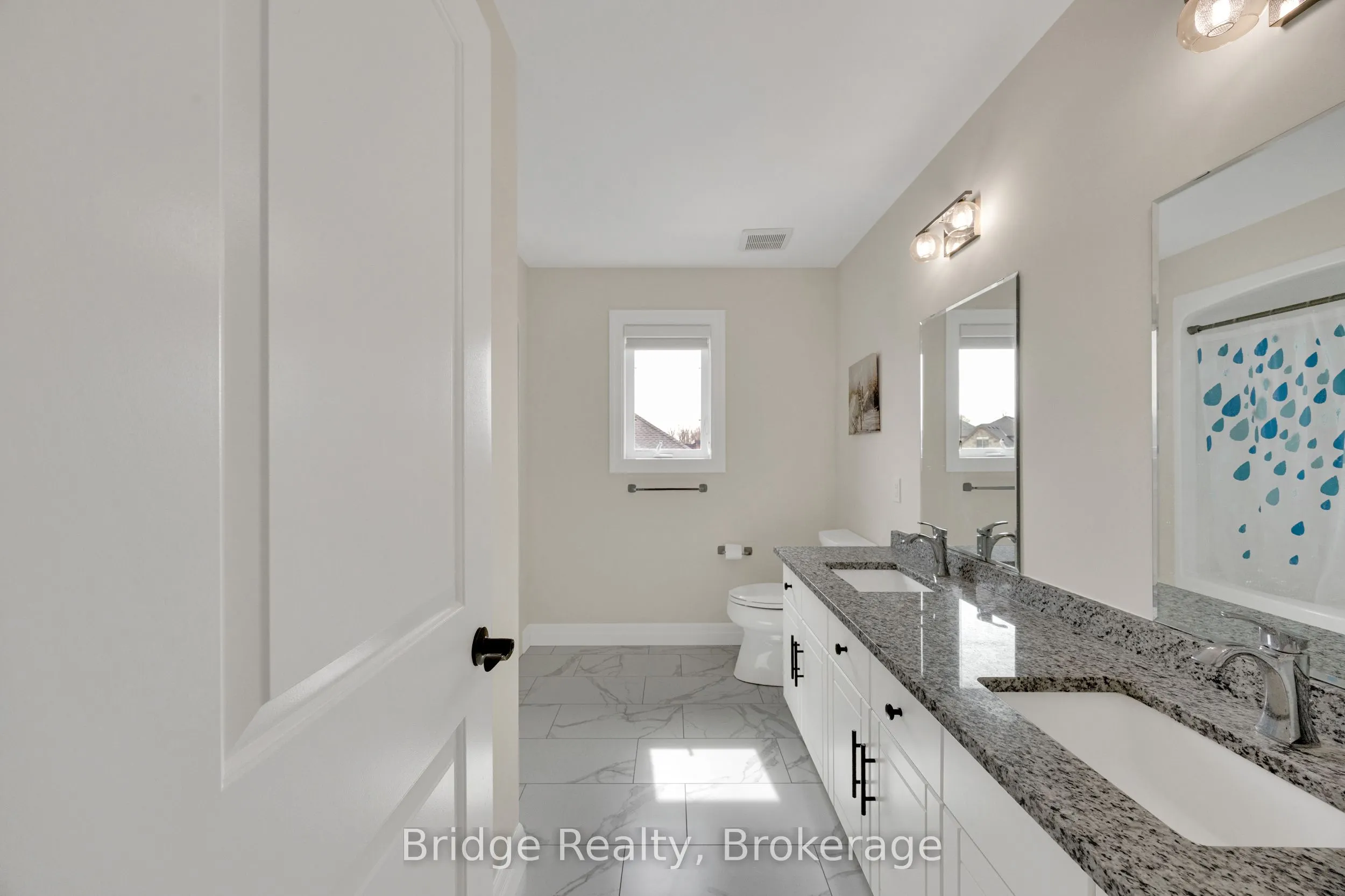 256 Tamarack Boulevard