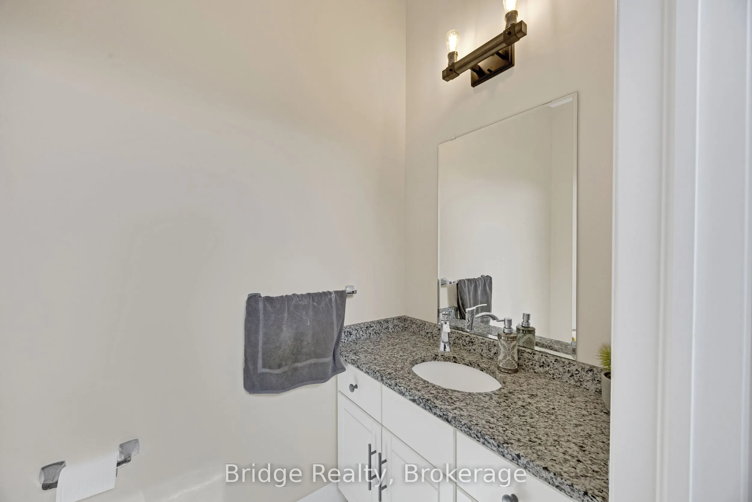 256 Tamarack Boulevard