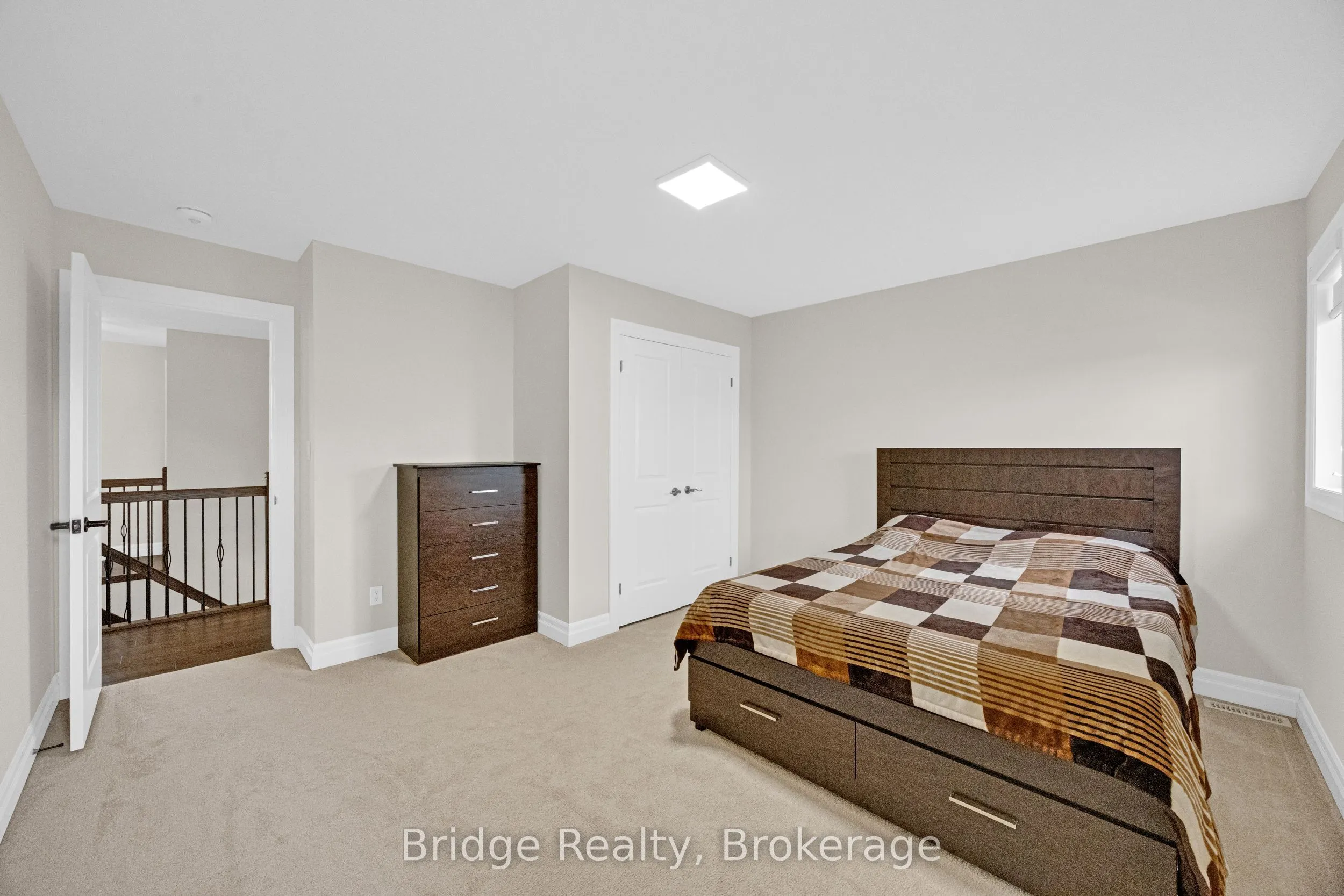 256 Tamarack Boulevard