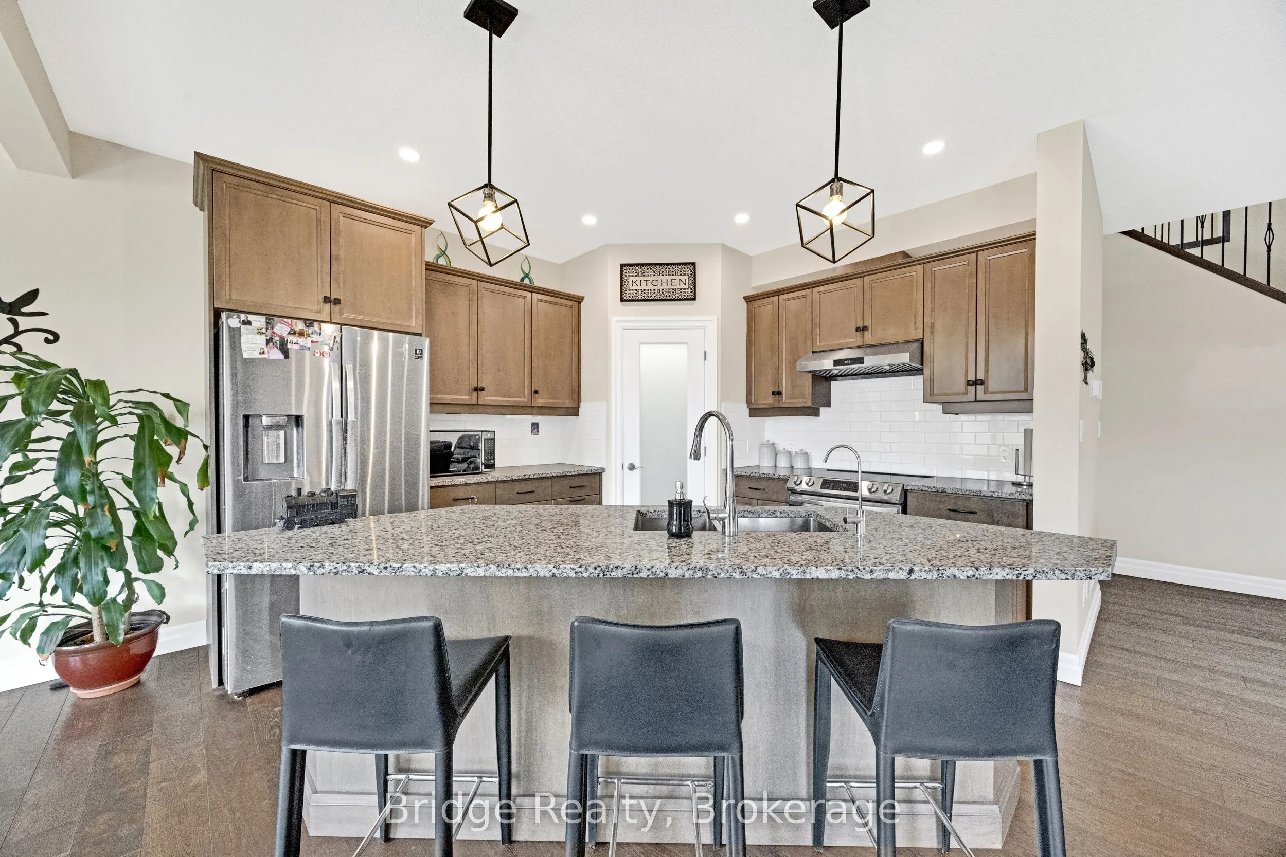 256 Tamarack Boulevard