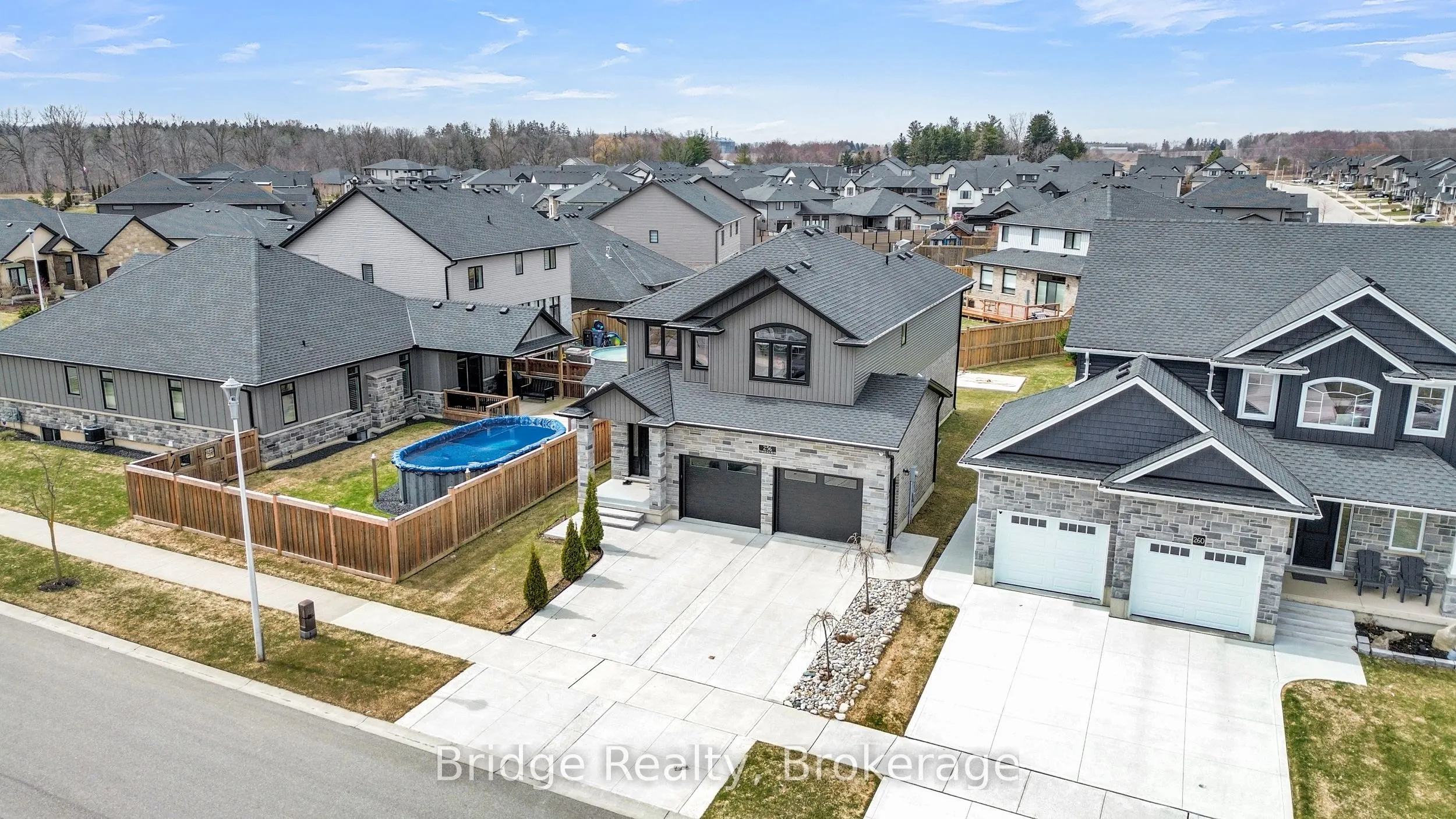 256 Tamarack Boulevard