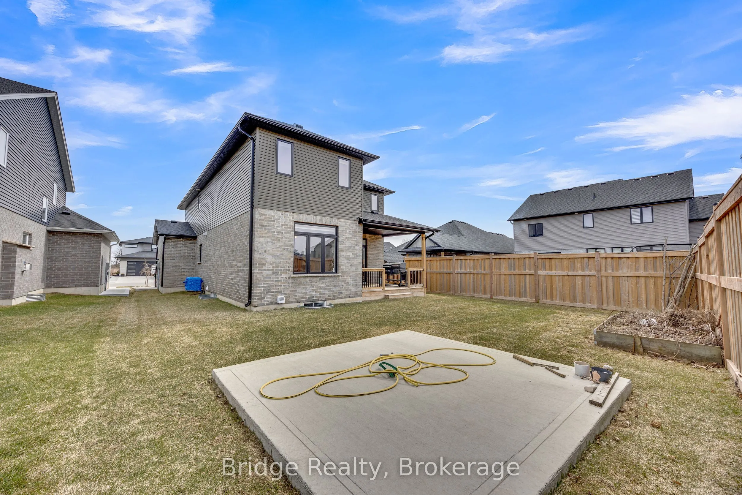 256 Tamarack Boulevard