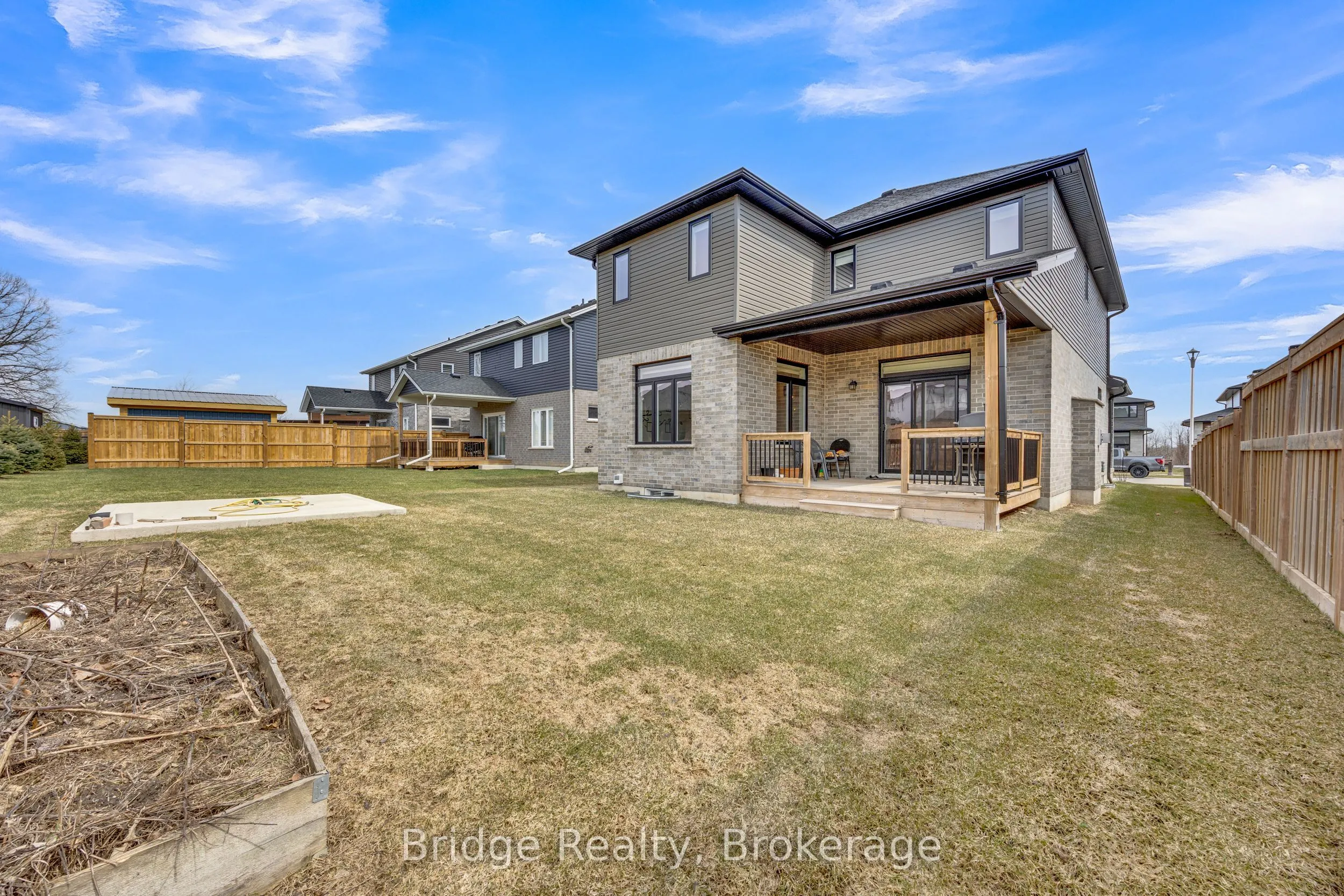 256 Tamarack Boulevard