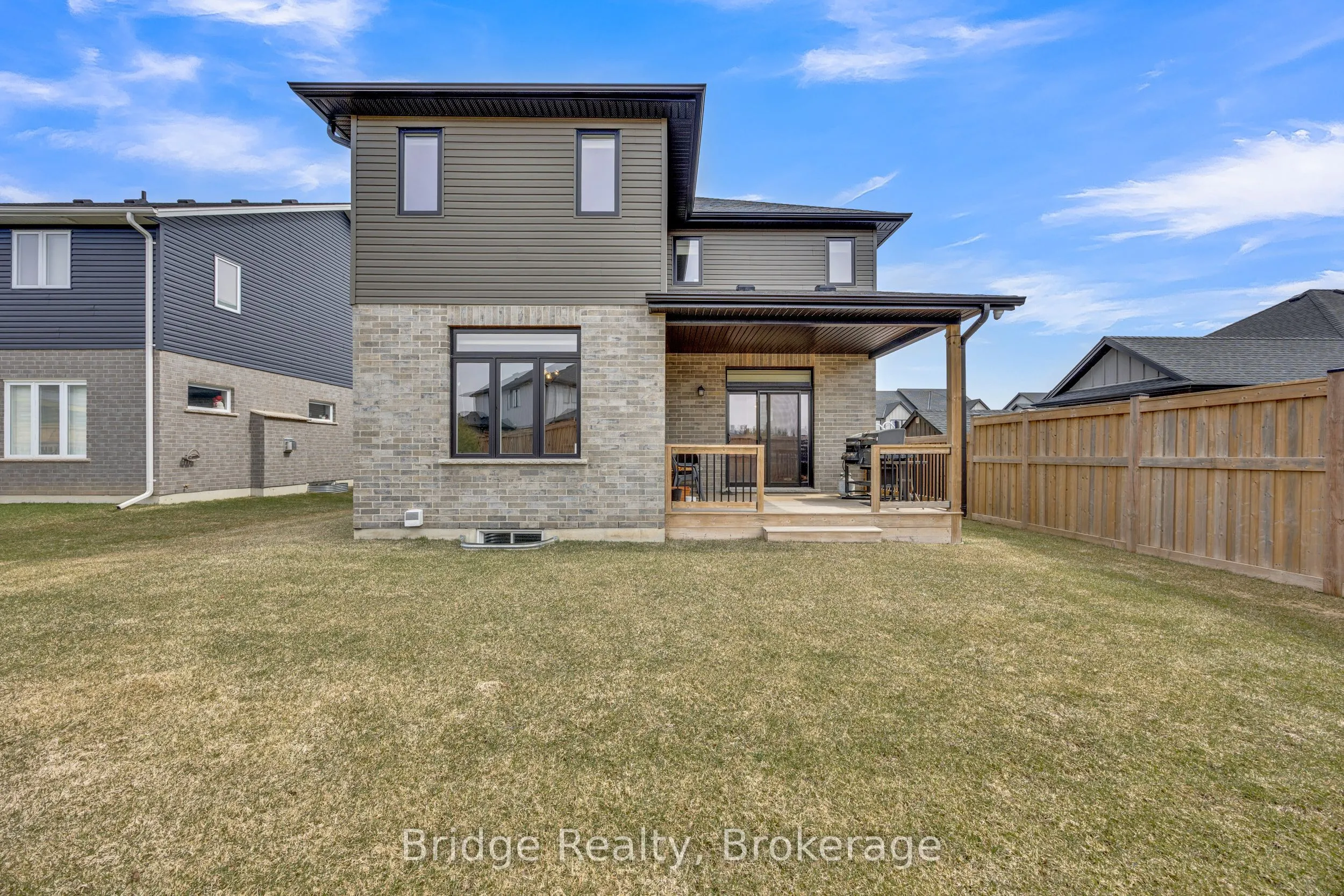 256 Tamarack Boulevard