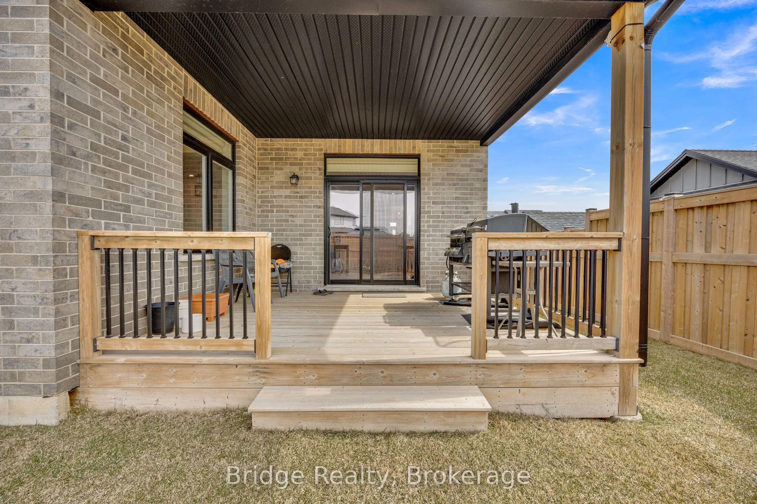 256 Tamarack Boulevard