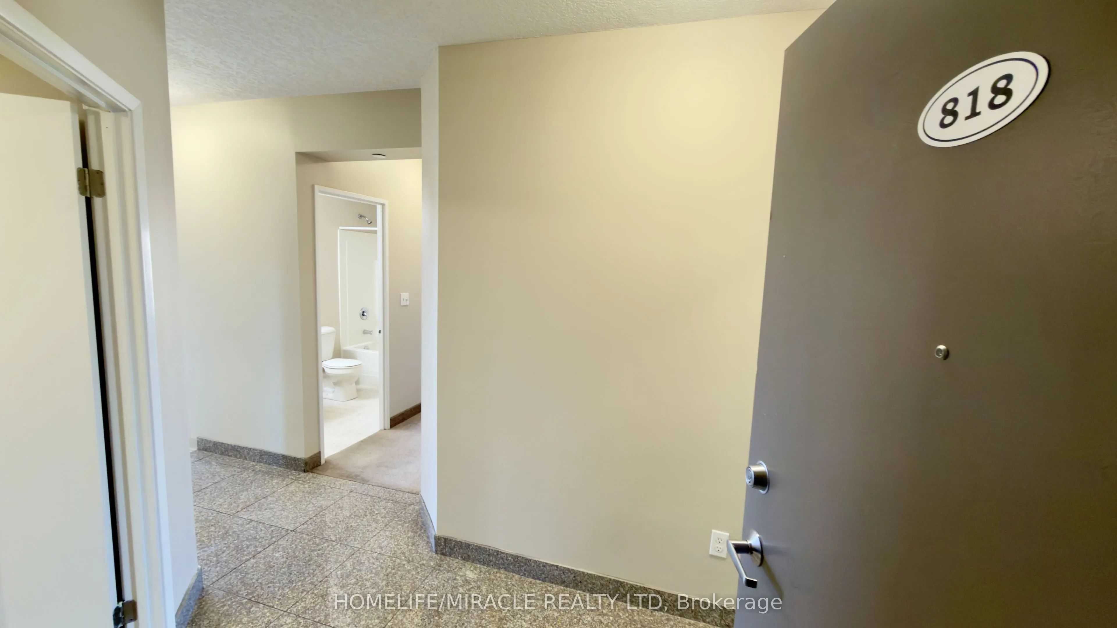 239 Auburn Drive #818